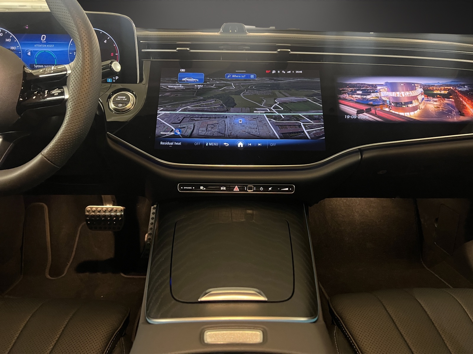 MERCEDES-BENZ E 220 d 4Matic 9G-Tronic-image-9