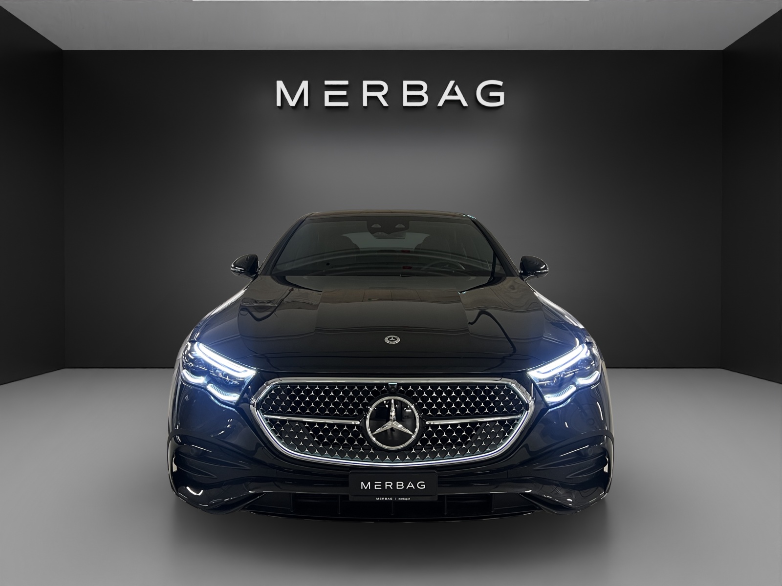 MERCEDES-BENZ E 220 d 4Matic 9G-Tronic-image-1