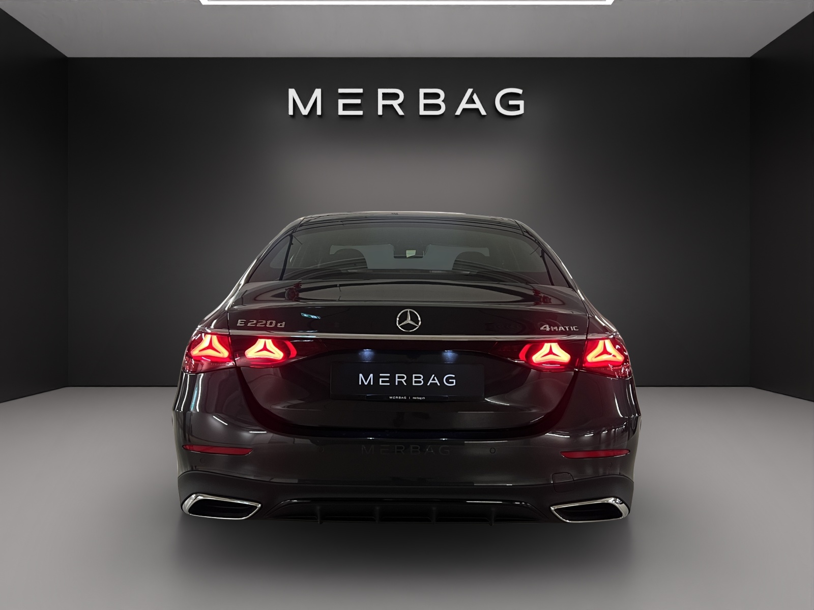 MERCEDES-BENZ E 220 d 4Matic 9G-Tronic-image-6