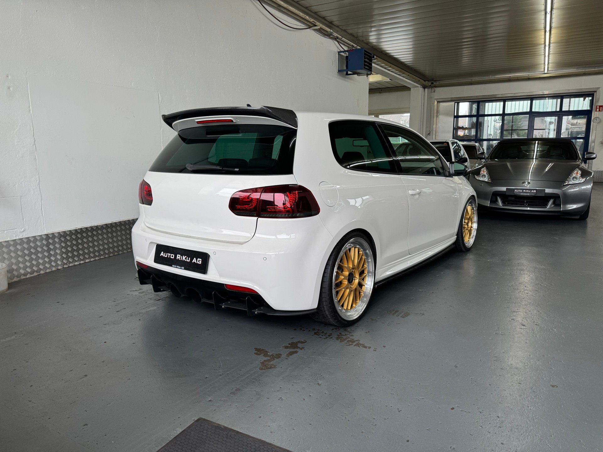 VW Golf 1.8 TSI Highline-image-10