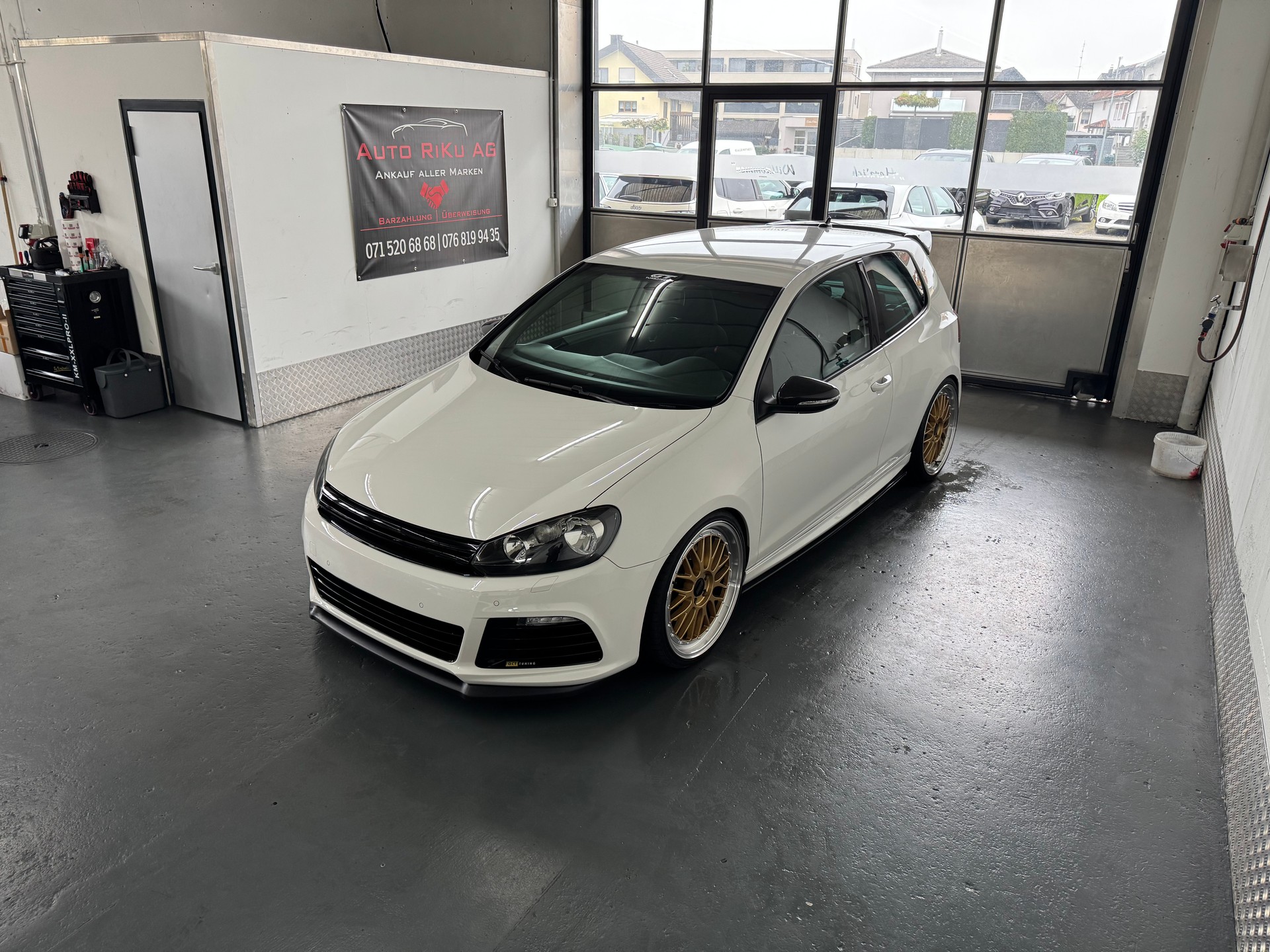 VW Golf 1.8 TSI Highline-image-4