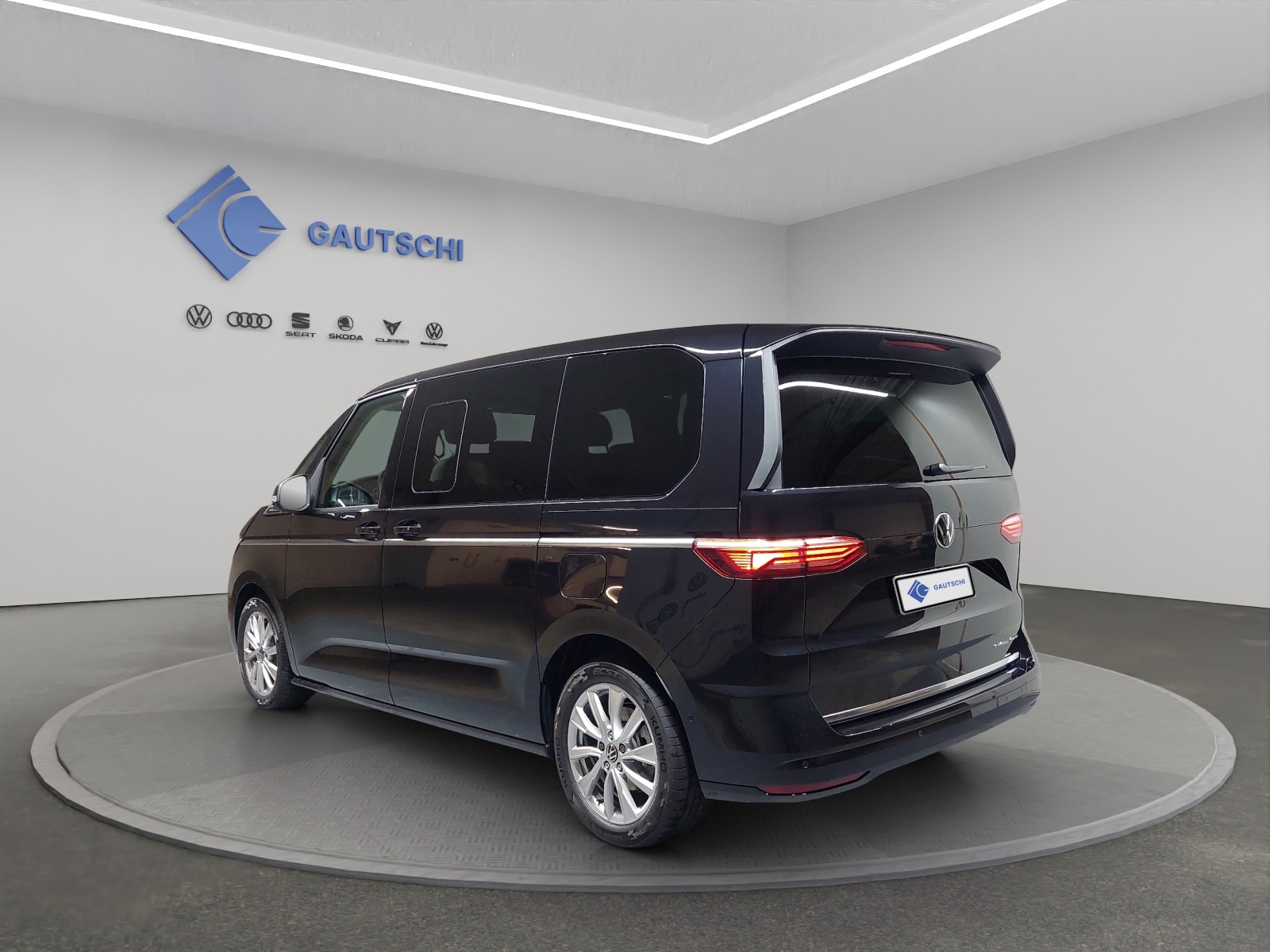VW VW Multivan Style Hybrid-image-2