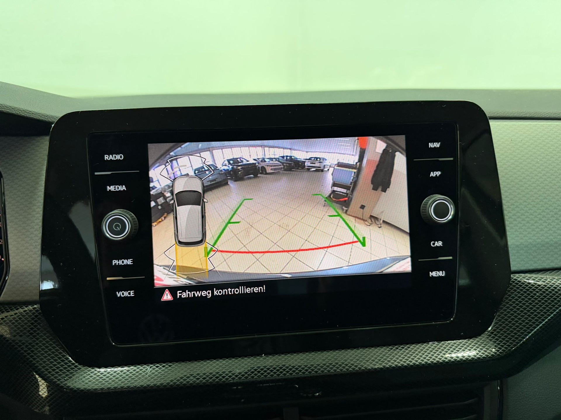VW T-Cross 1.0 TSI EVO Life DSG-image-12