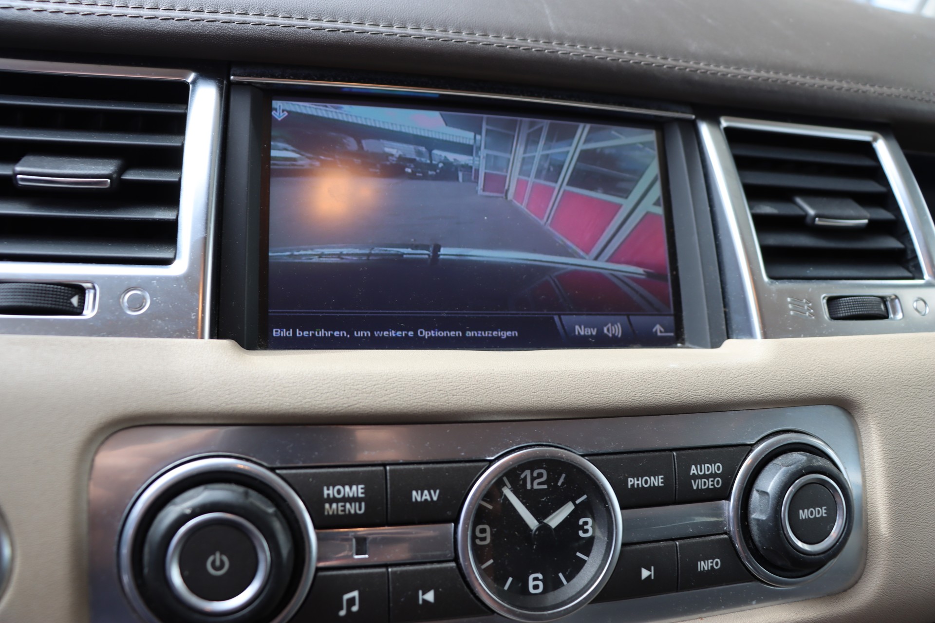 LAND ROVER Range Rover Sport 3.0 TDV6 Autobiography Automatic-image-16