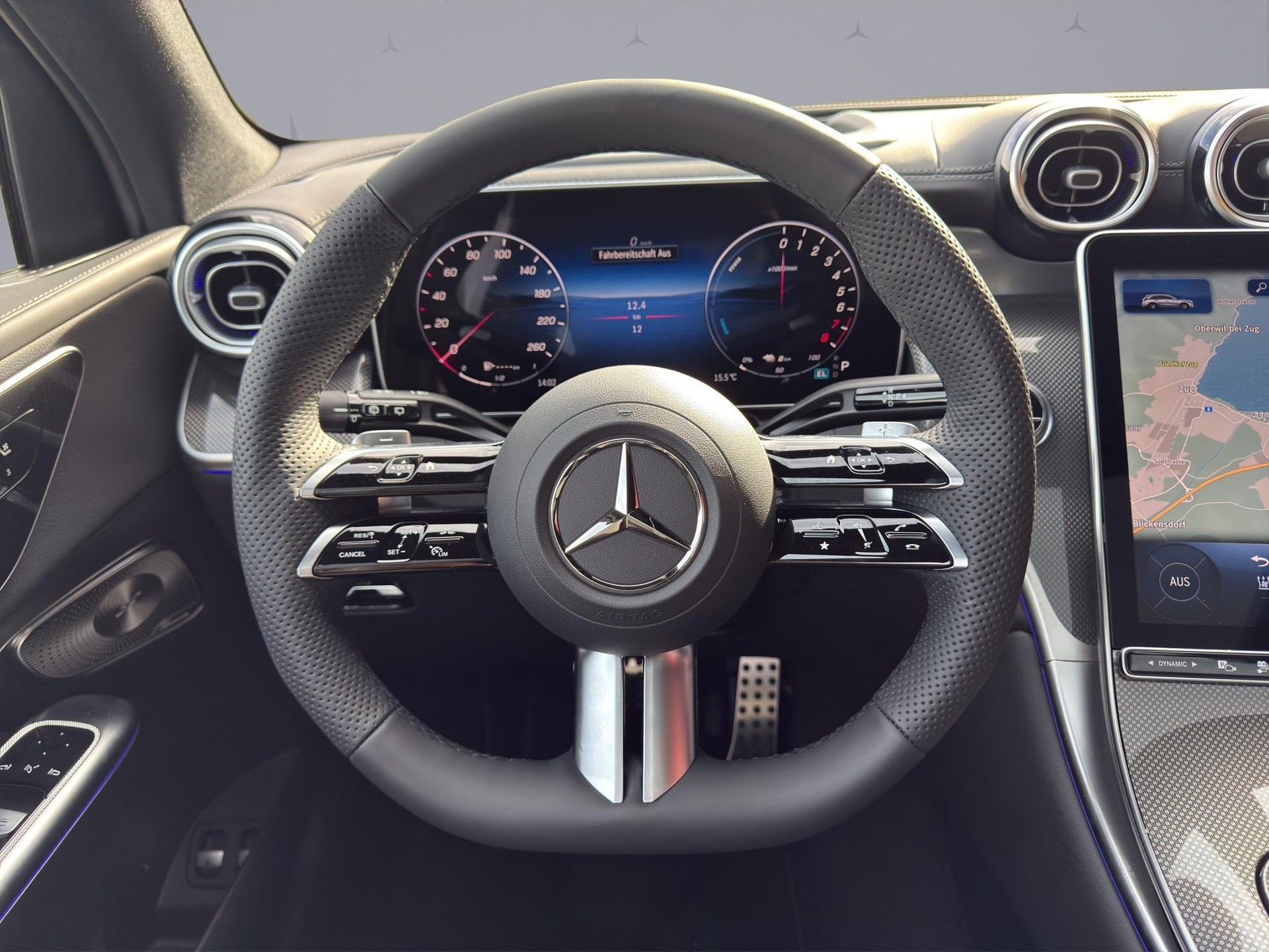 MERCEDES-BENZ GLC 400 e AMG Line 4matic-image-12