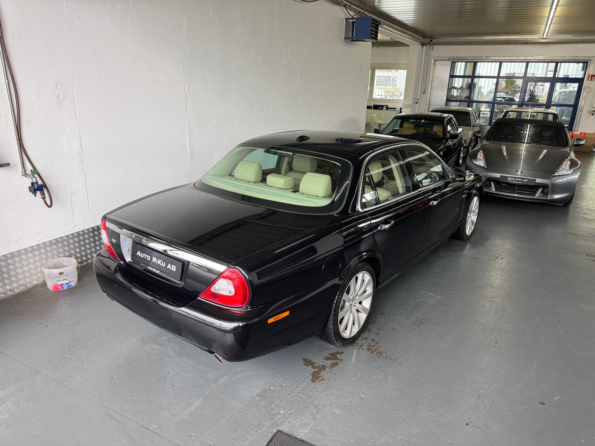 JAGUAR XJ8 3.5 V8 Executive-image-7