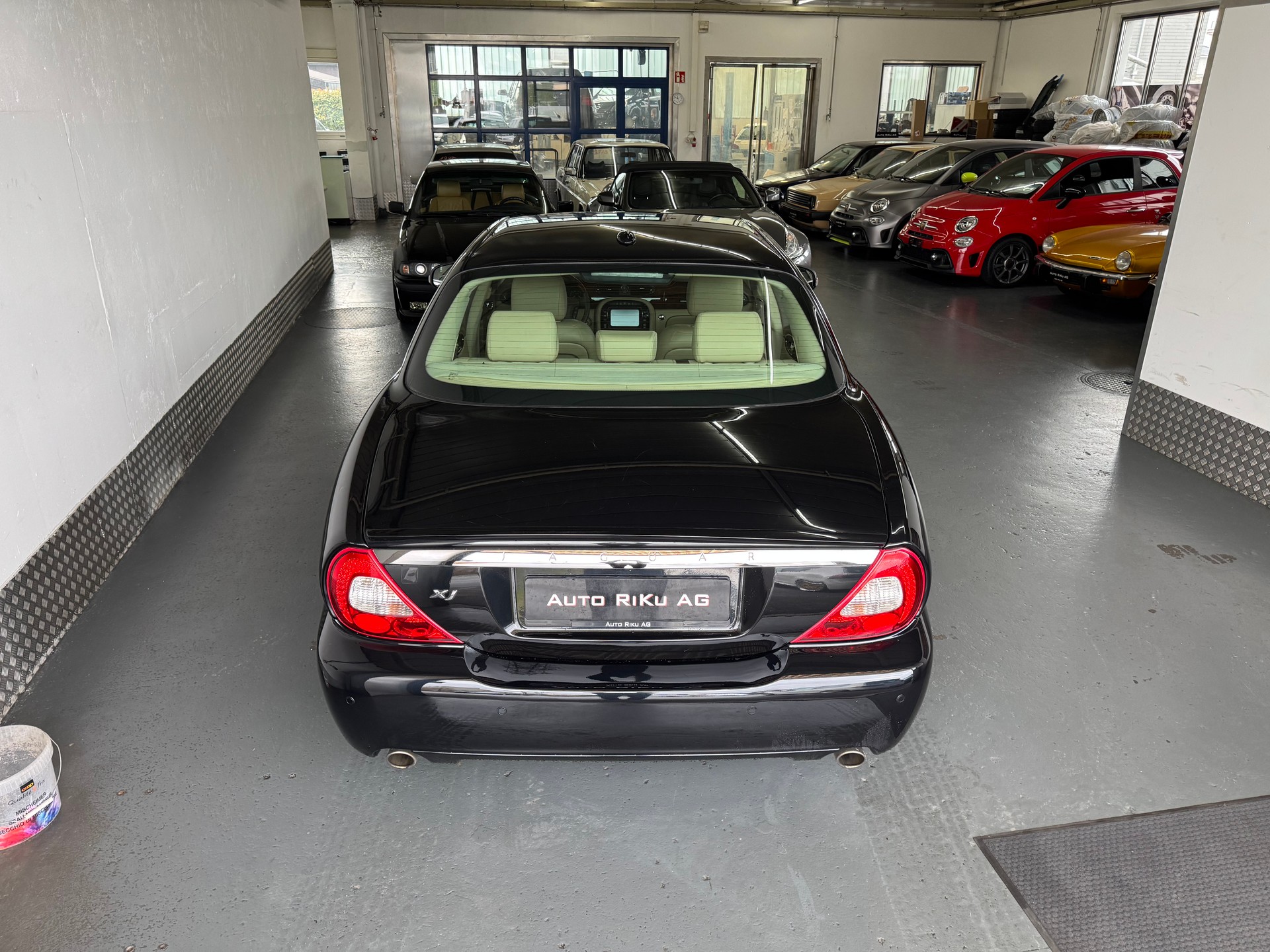JAGUAR XJ8 3.5 V8 Executive-image-9