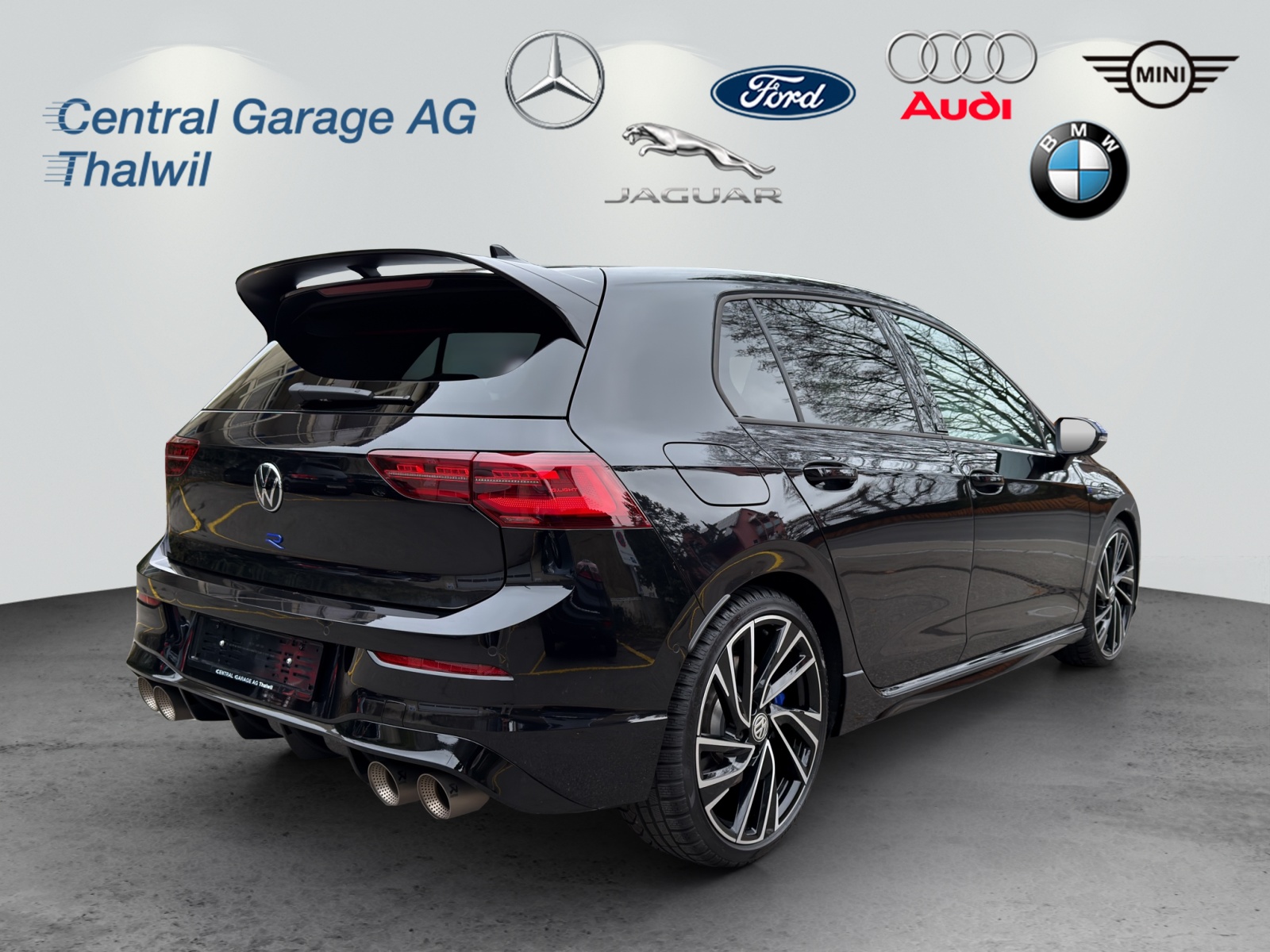 VW Golf 2.0 TSI R DSG 4Motion R 20 Years-image-5