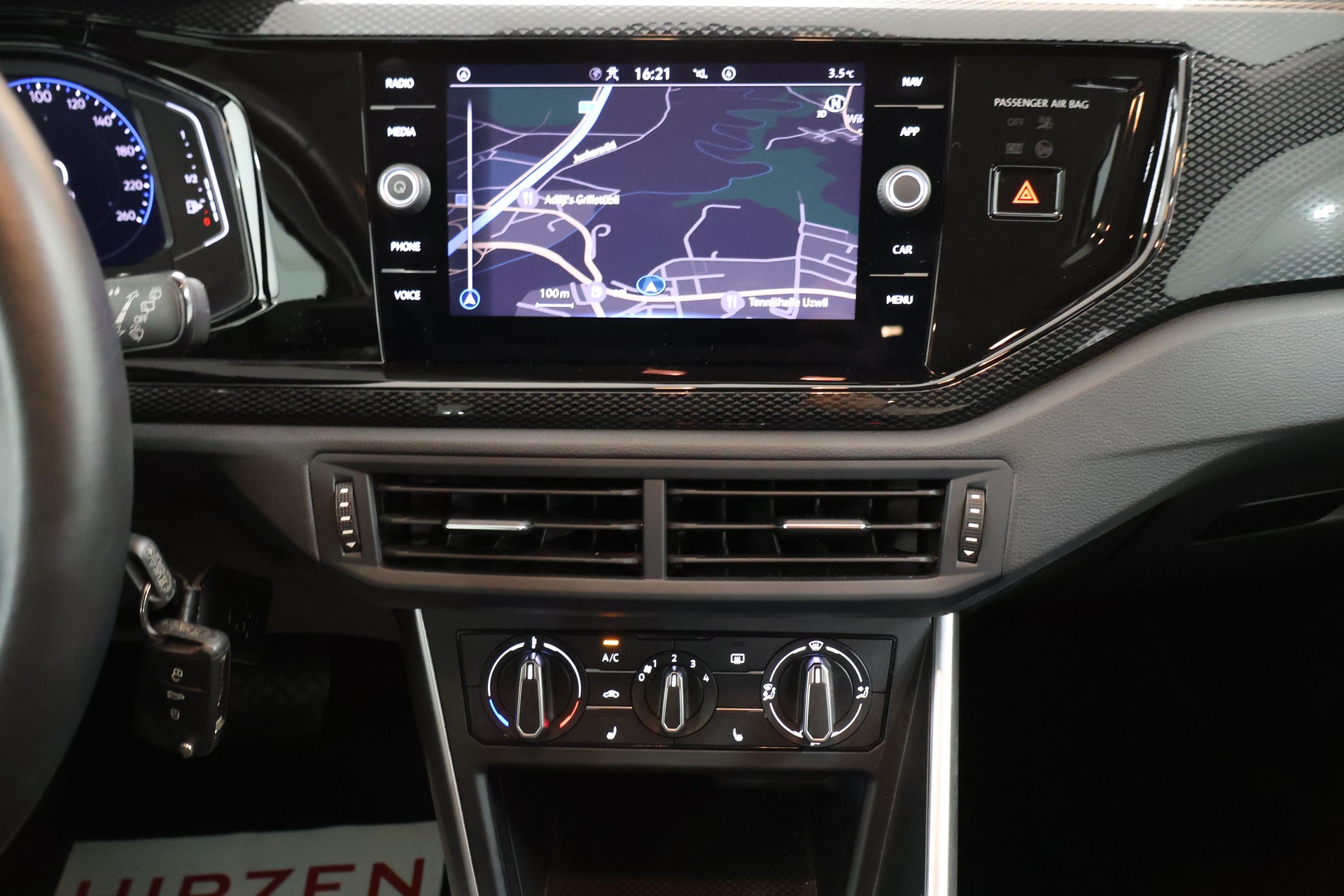 VW Polo 1.0 TSI Life DSG-image-16