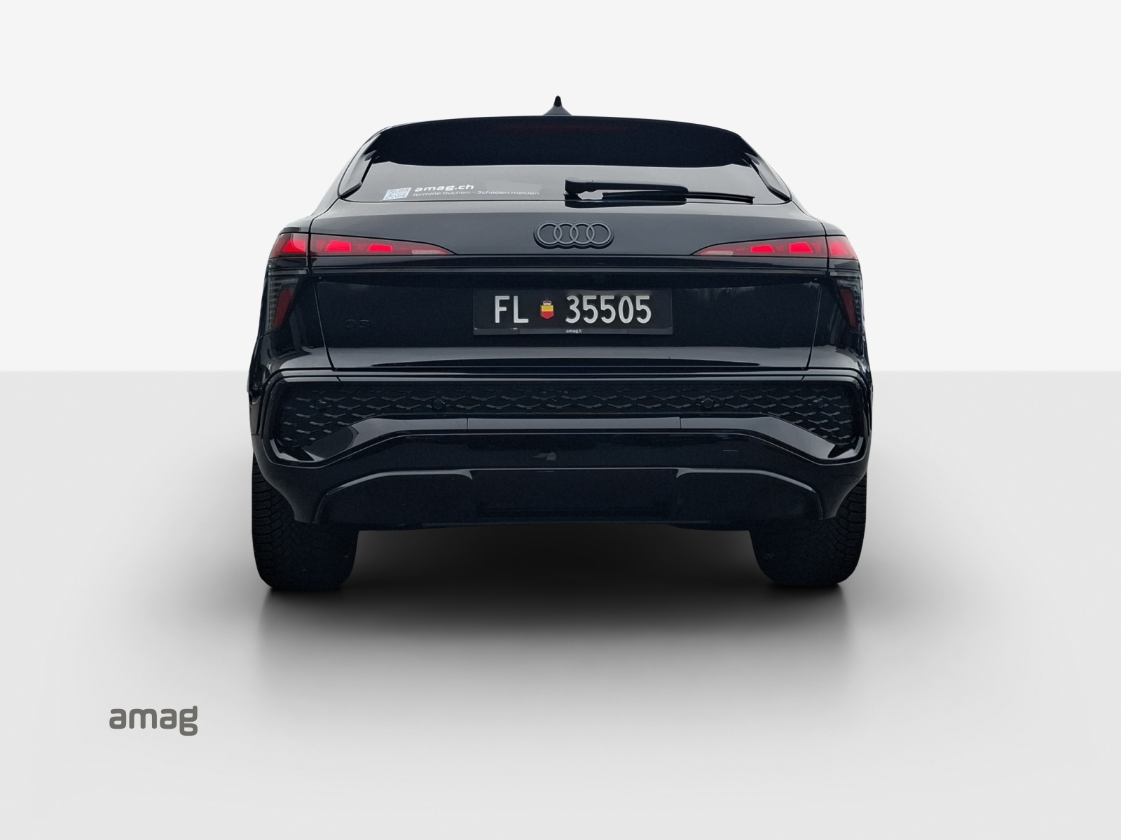AUDI Q3 Sportback e-hybrid 200 kW S tronig-image-3