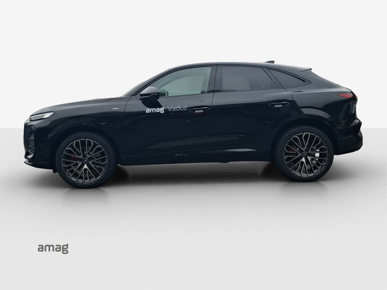 AUDI Q3 Sportback e-hybrid 200 kW S tronig-image-1