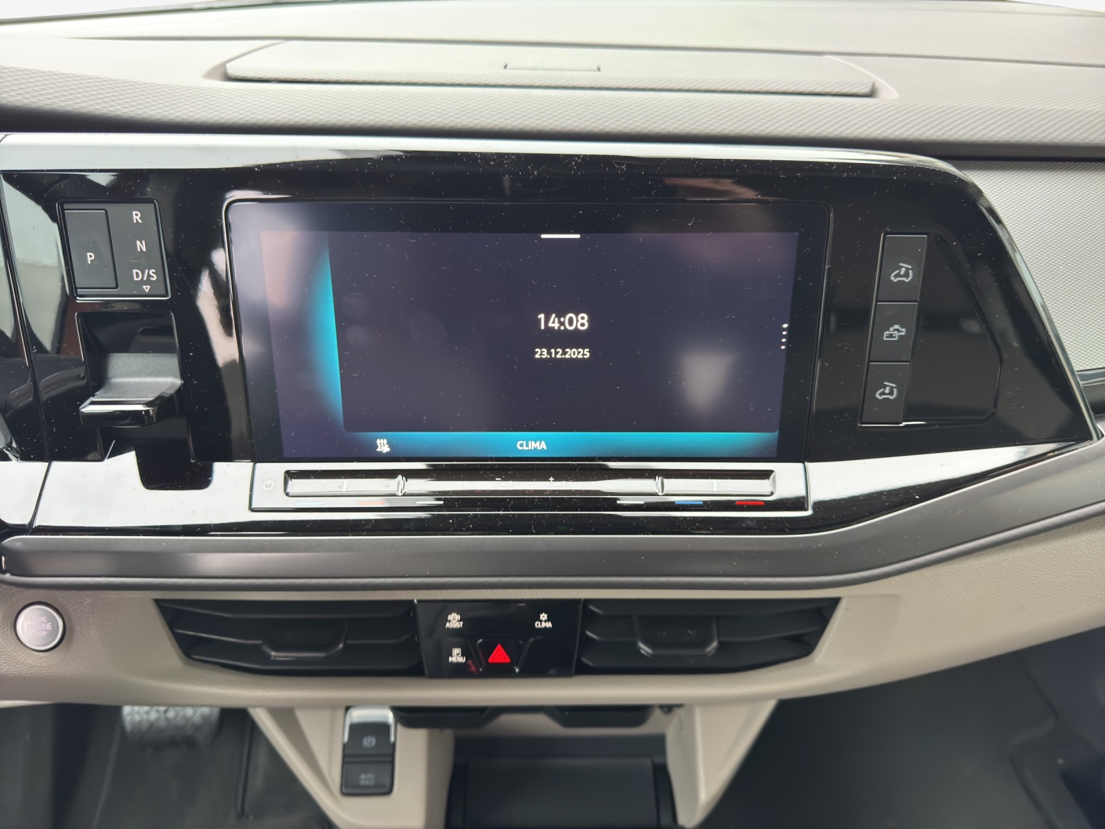 VW California 2.0 TSI Beach Camper Liberty-image-8