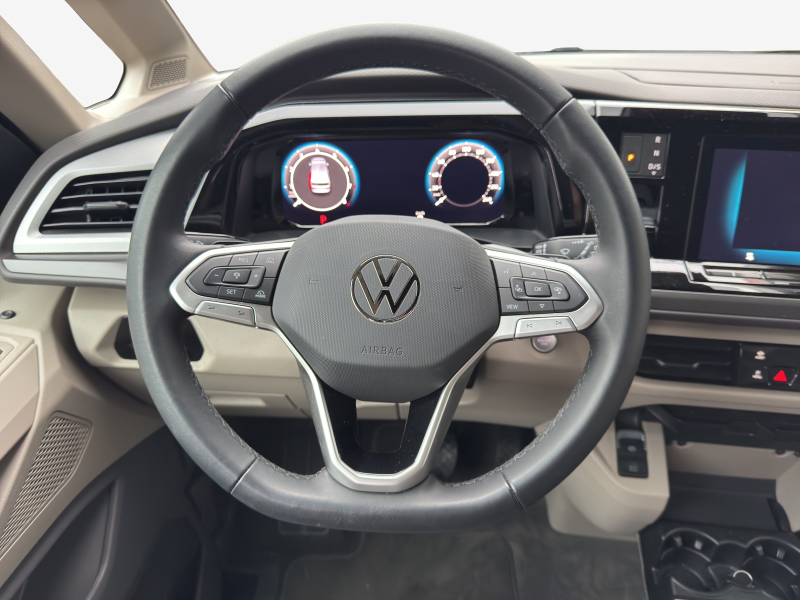 VW California 2.0 TSI Beach Camper Liberty-image-10