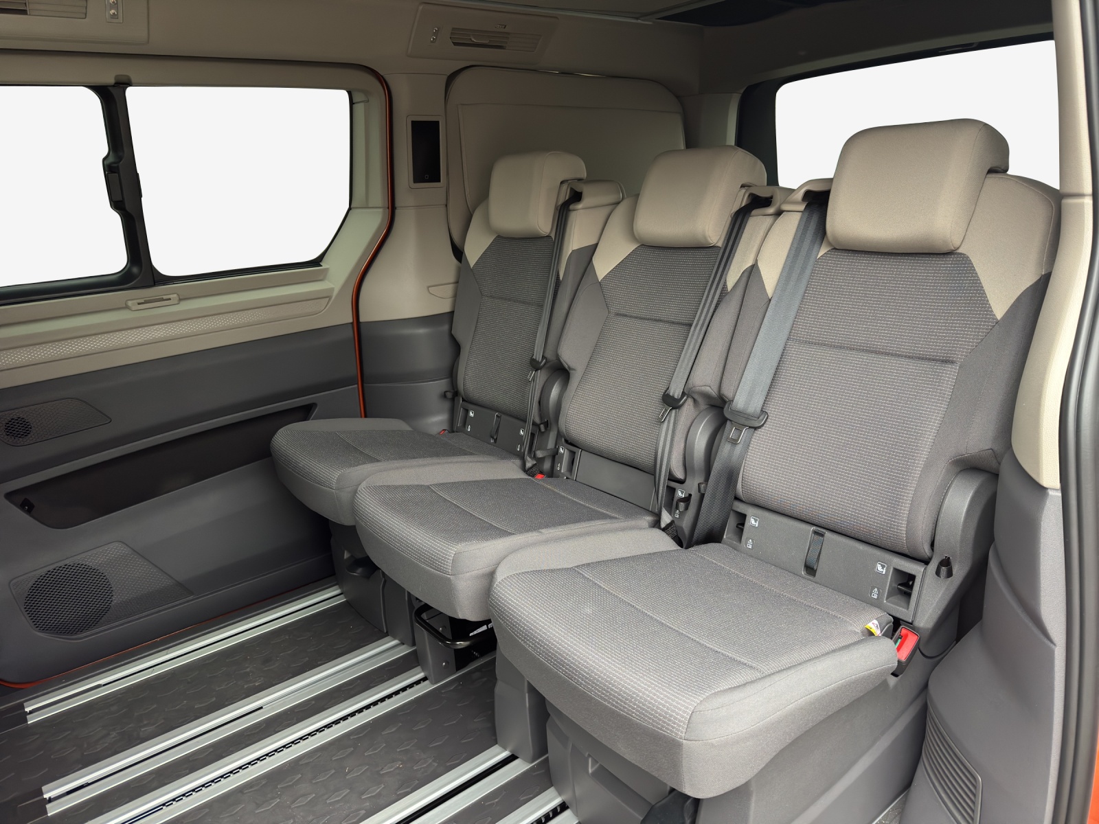 VW California 2.0 TSI Beach Camper Liberty-image-11