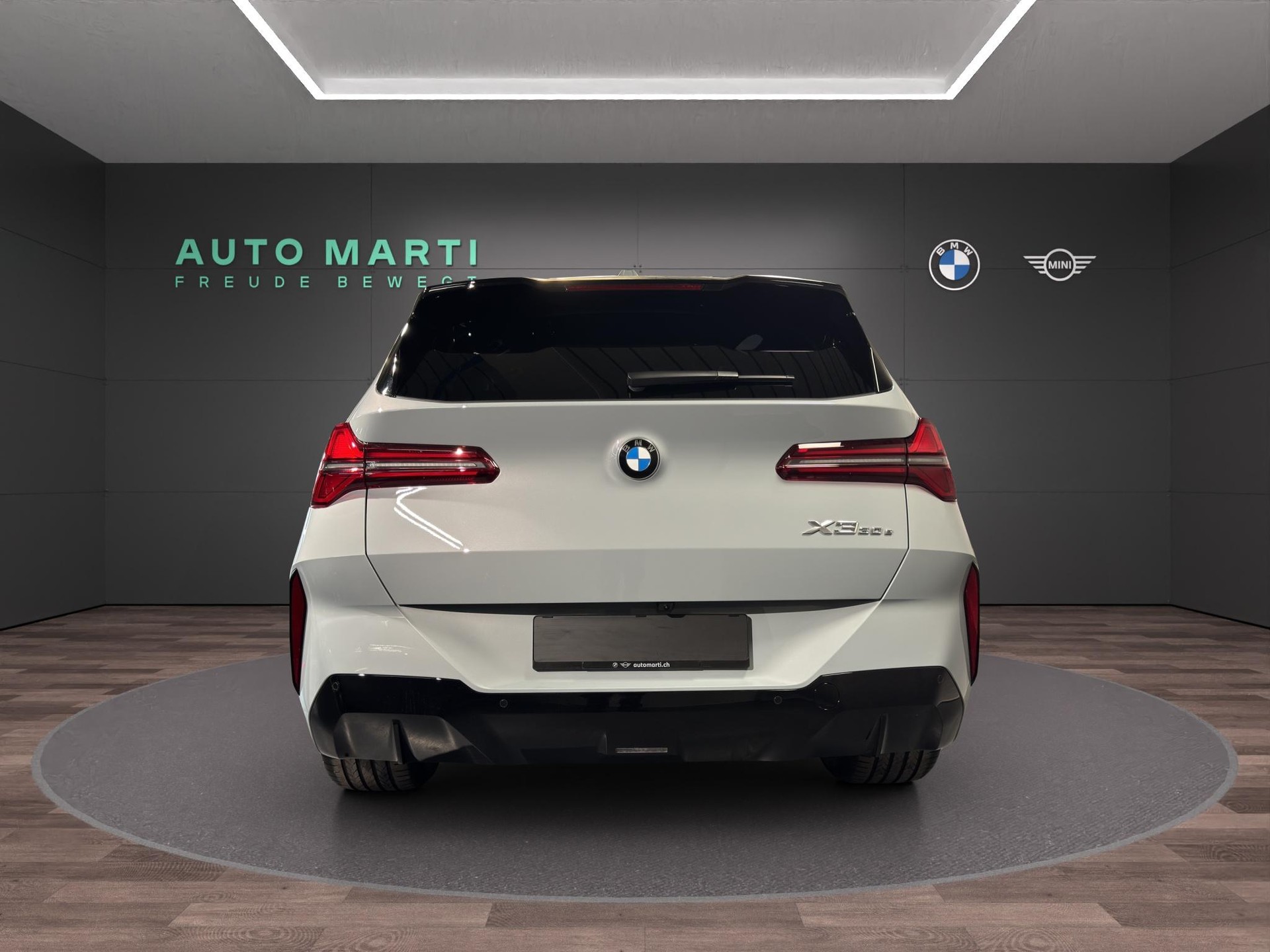 BMW X3 30e xDrive-image-2