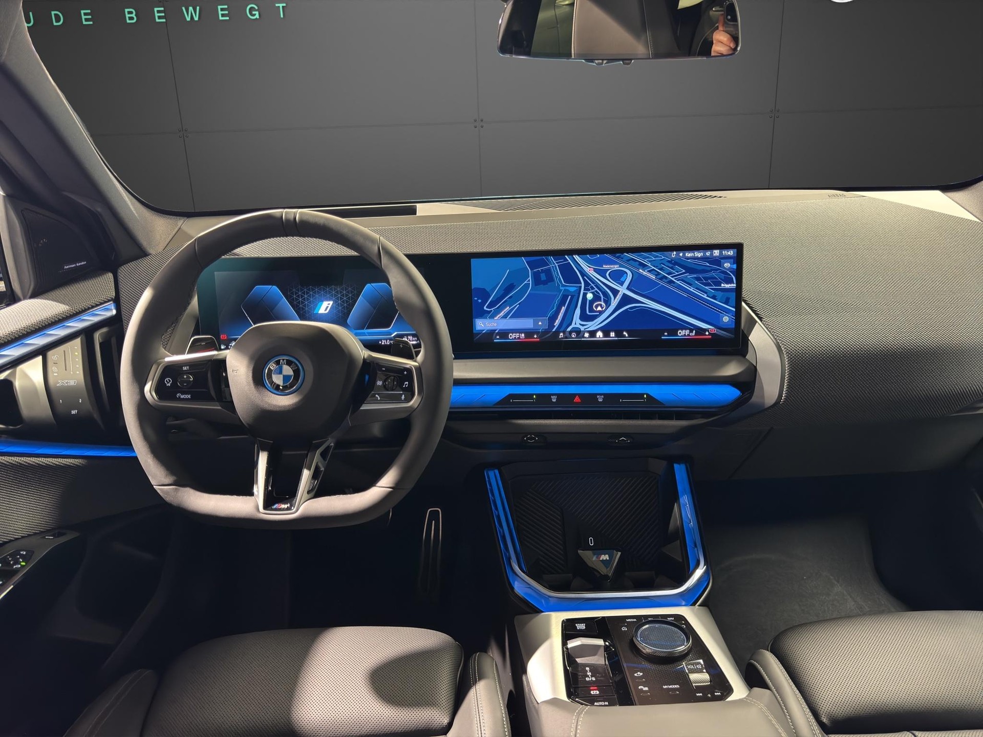 BMW X3 30e xDrive-image-19