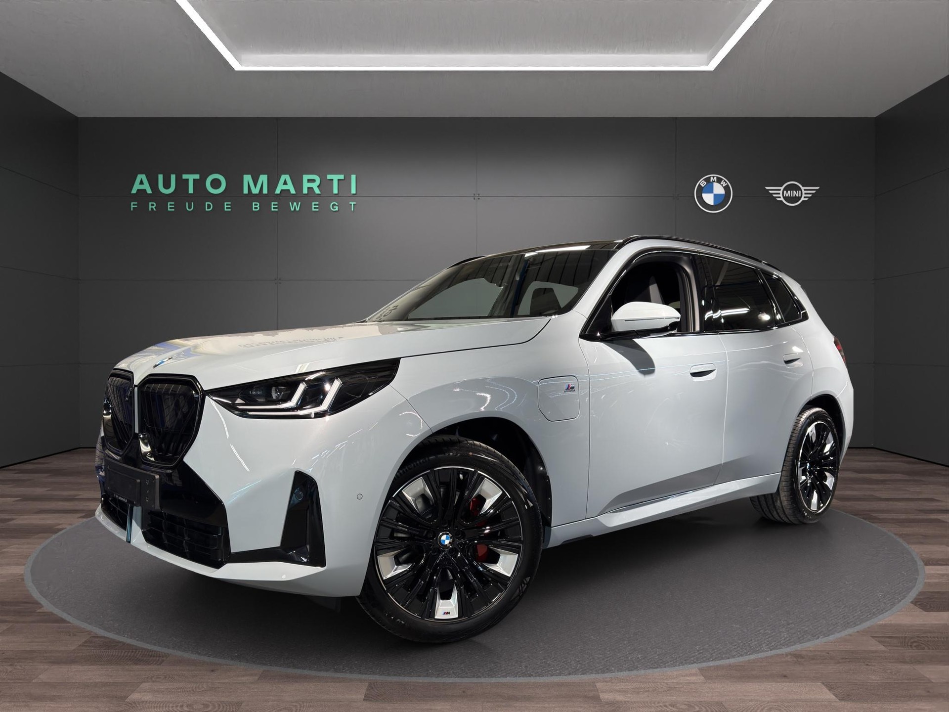 BMW X3 30e xDrive-image-0