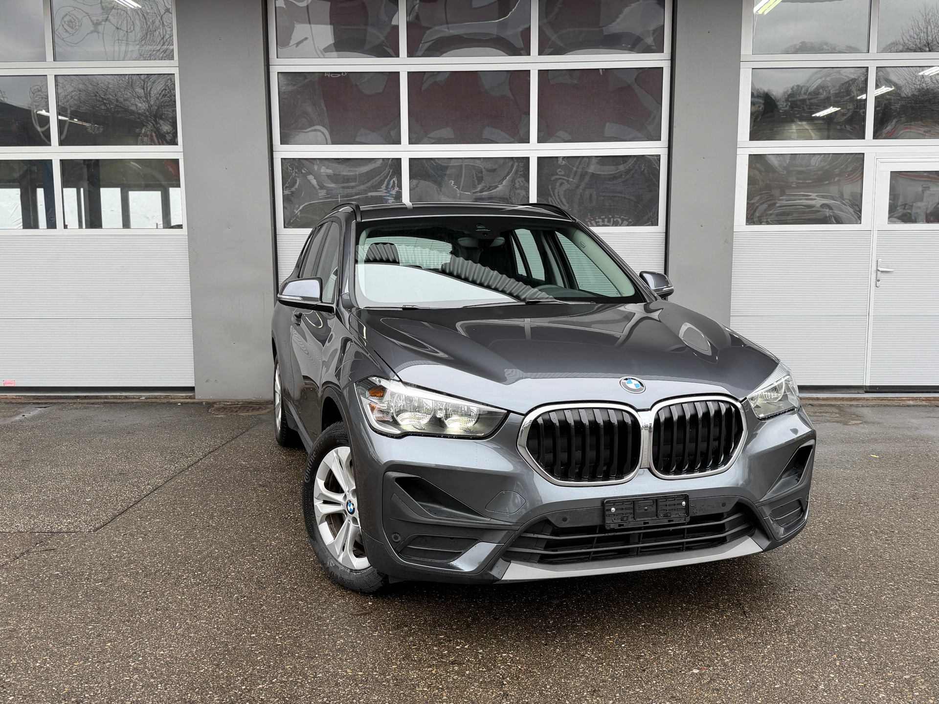 BMW X1 xDrive 25e Steptronic-image-1