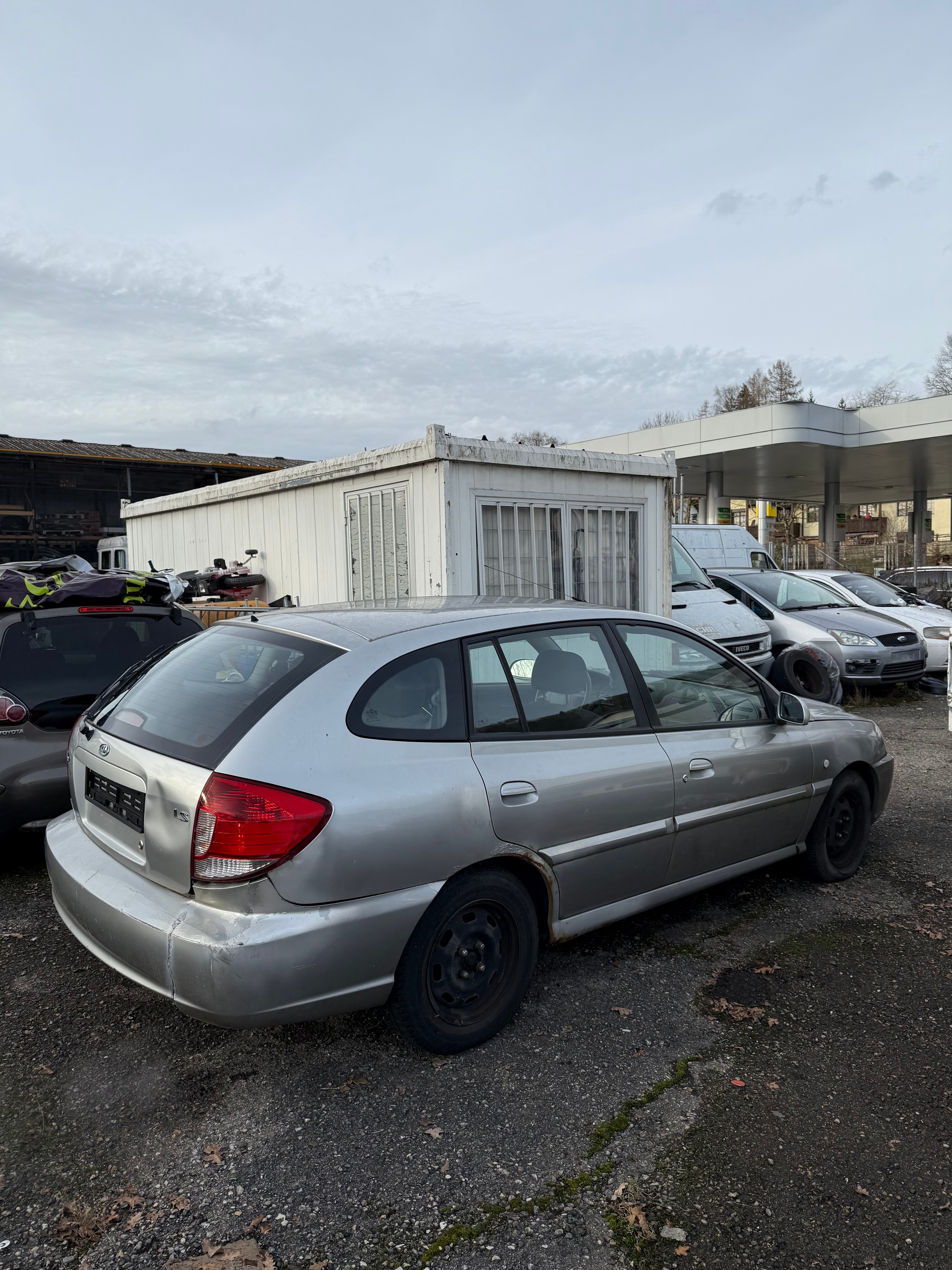 KIA Rio 1.5 LS-image-3
