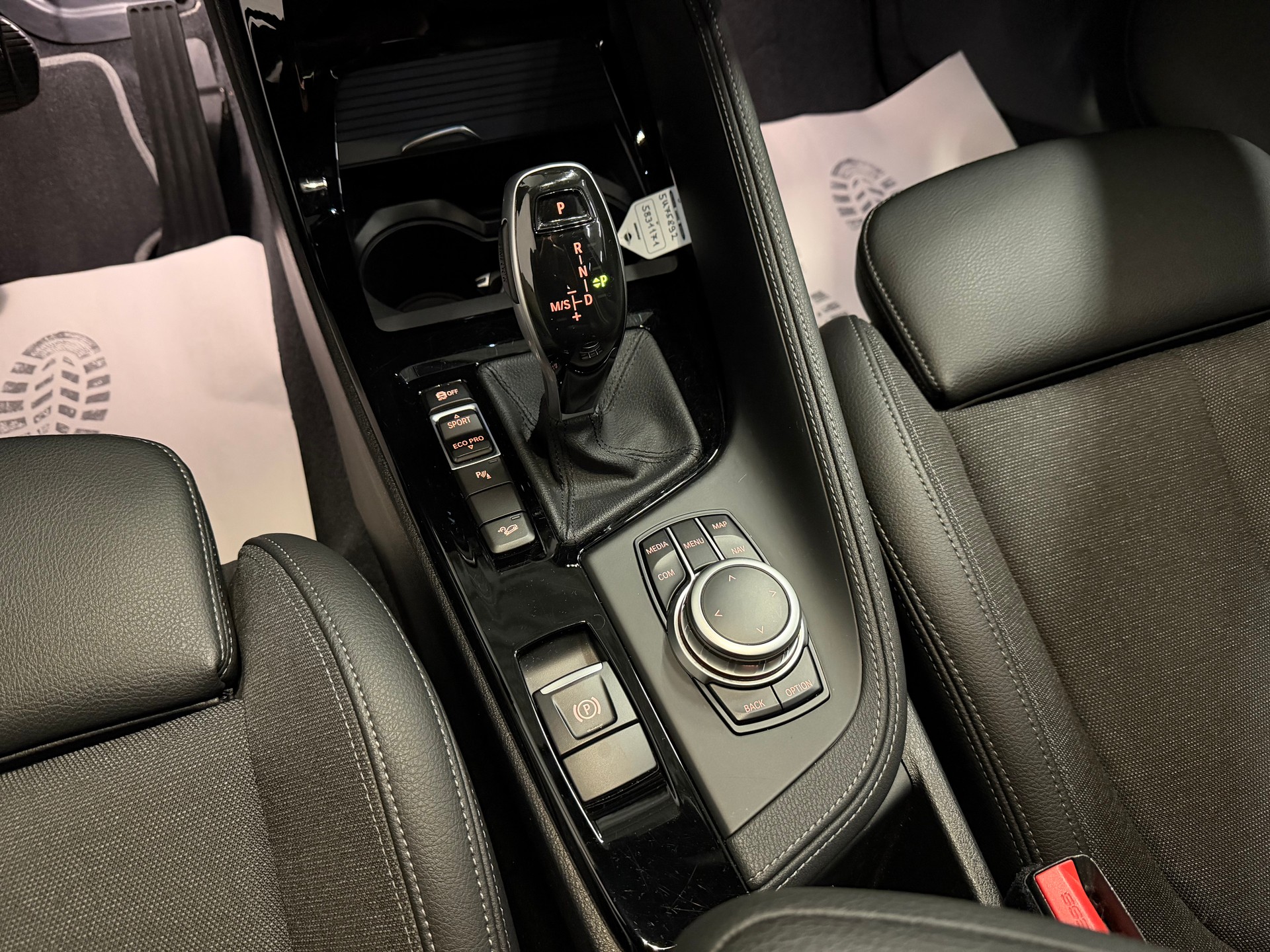 BMW X1 xDrive 18d Sport Line Steptronic-image-26