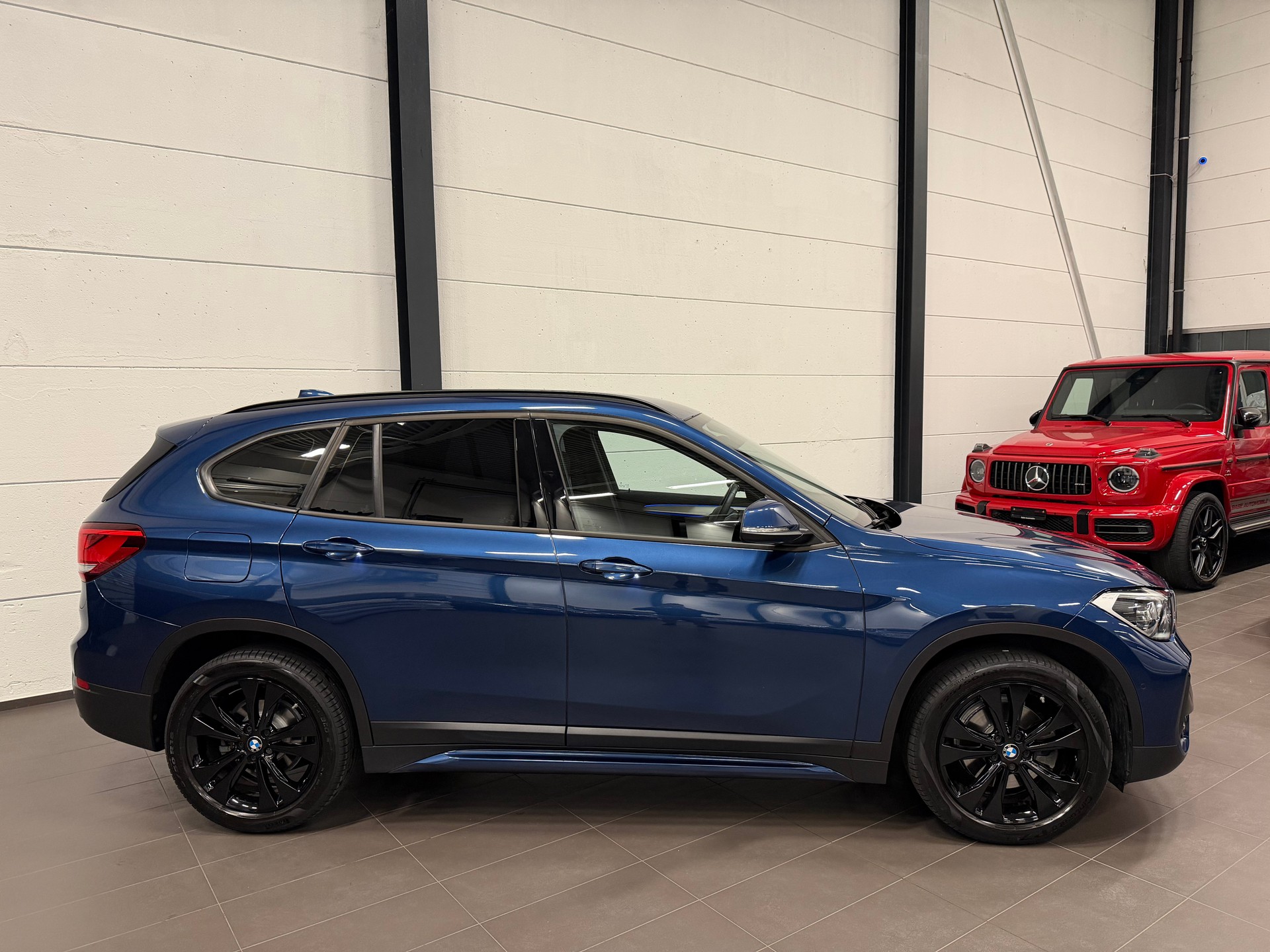 BMW X1 xDrive 18d Sport Line Steptronic-image-5