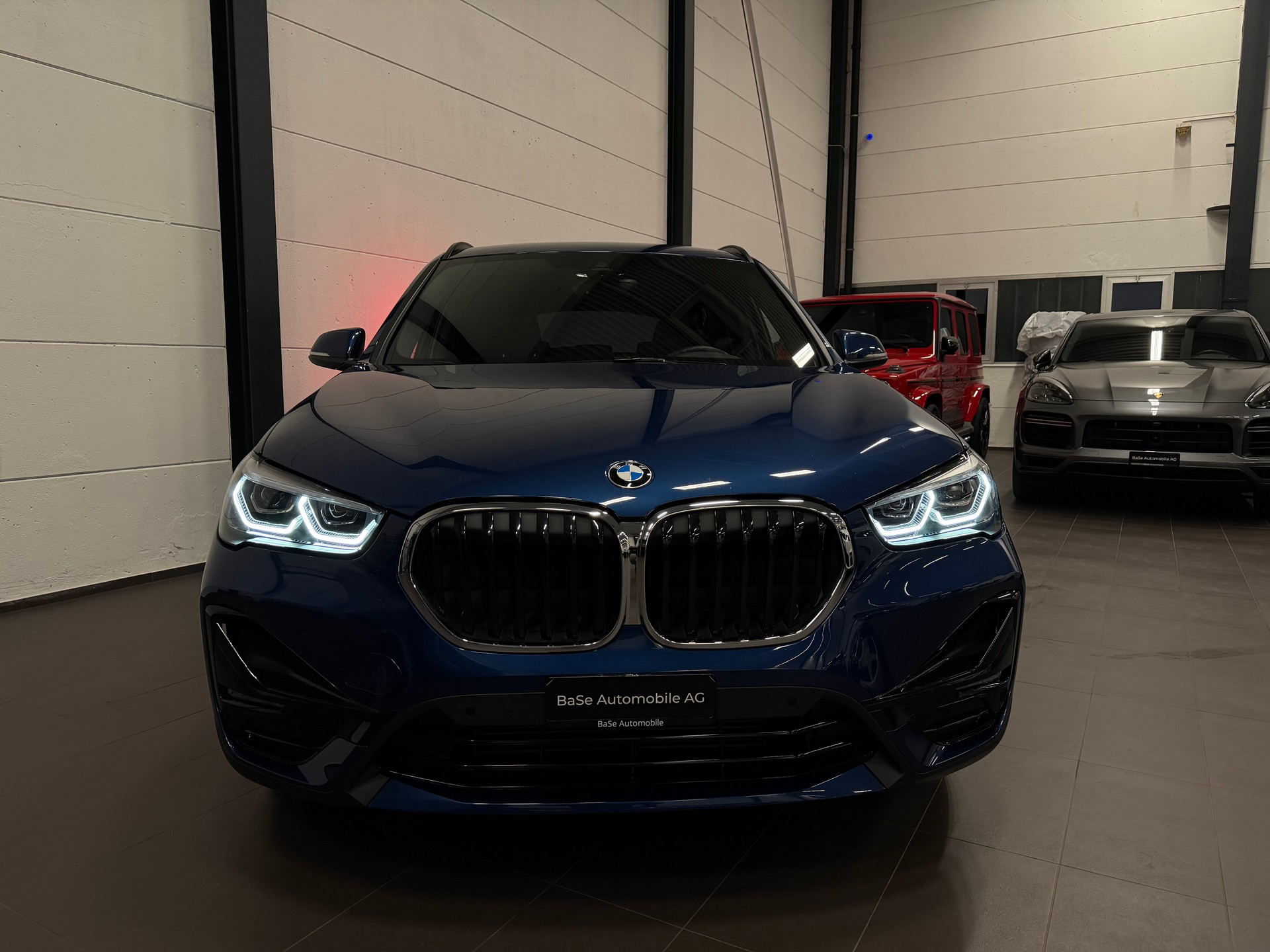 BMW X1 xDrive 18d Sport Line Steptronic-image-7