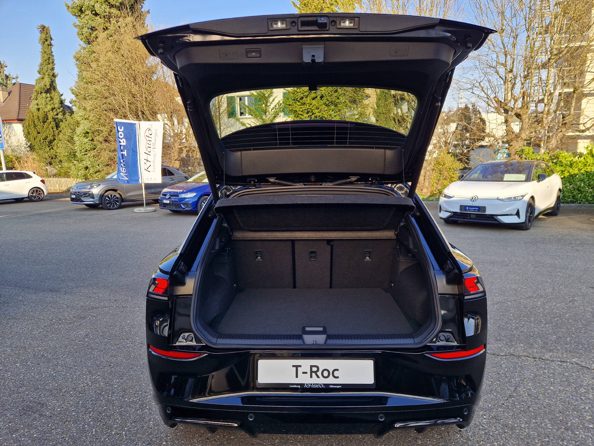 VW T-Roc 1.5 eTSI R-Line DSG-image-5