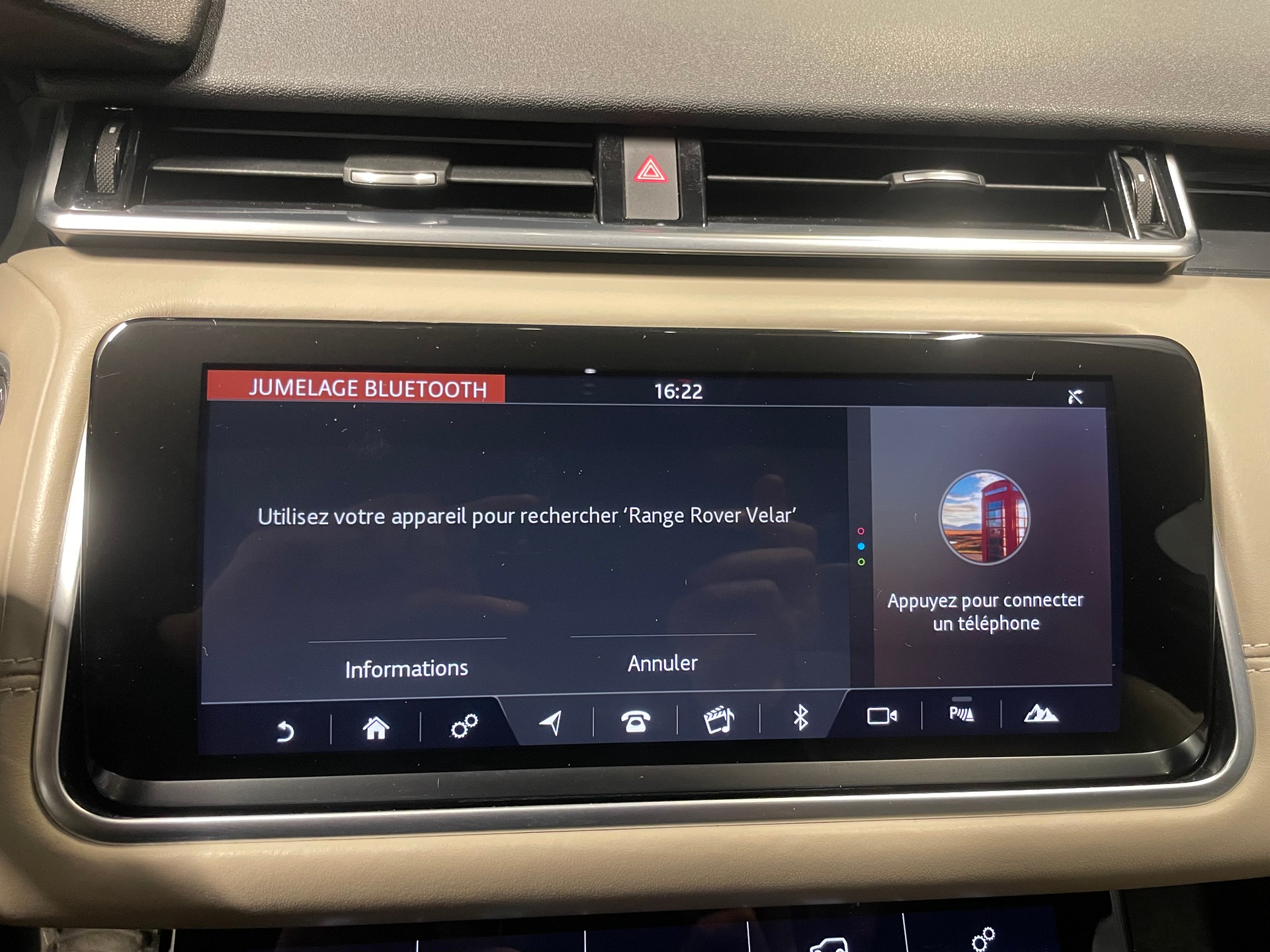 LAND ROVER Range Rover Velar R-Dynamic P 250 HSE Automatic(M)(75)-image-14