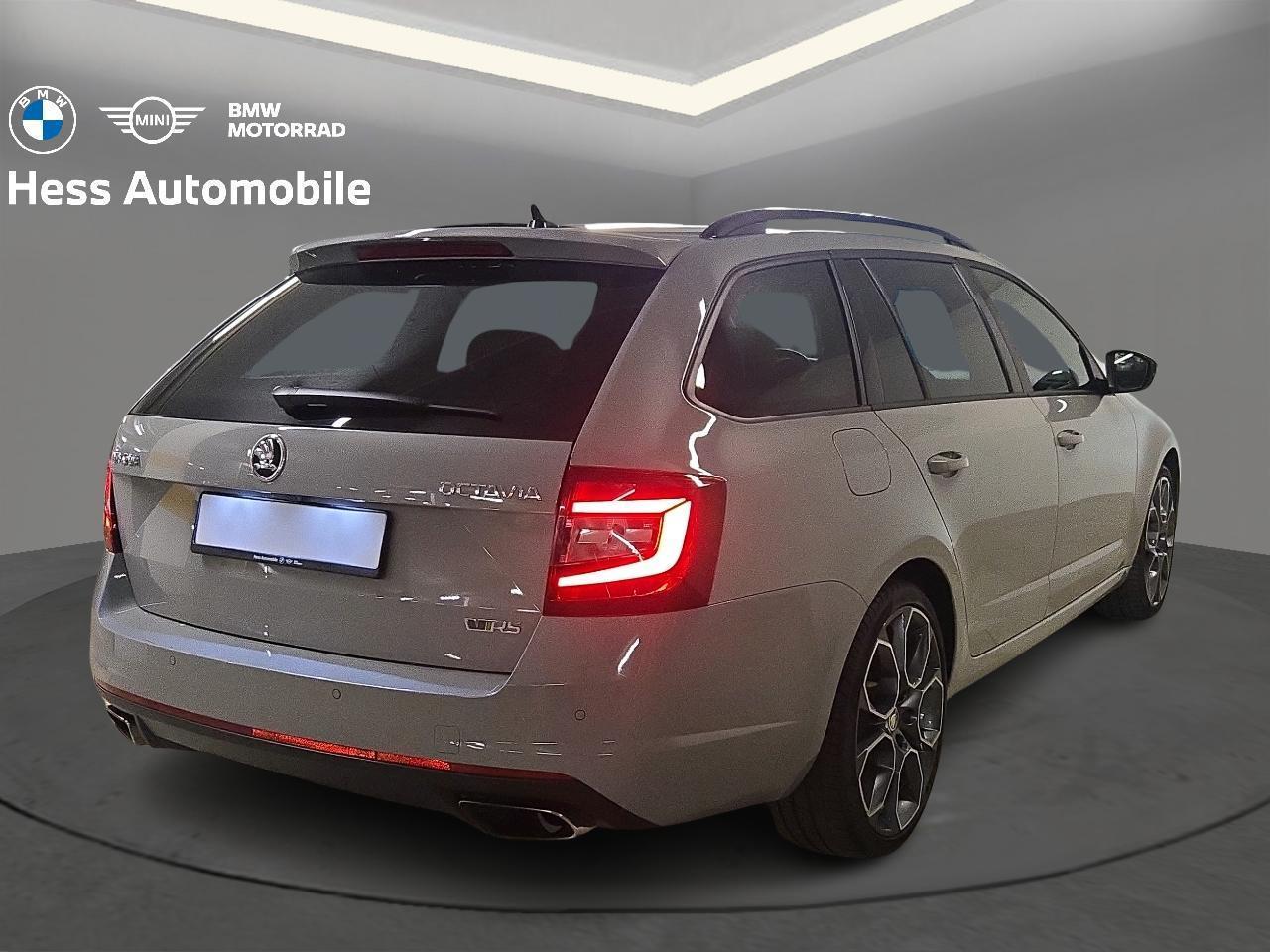 SKODA Octavia Combi 2.0 TSI RS DSG-image-2
