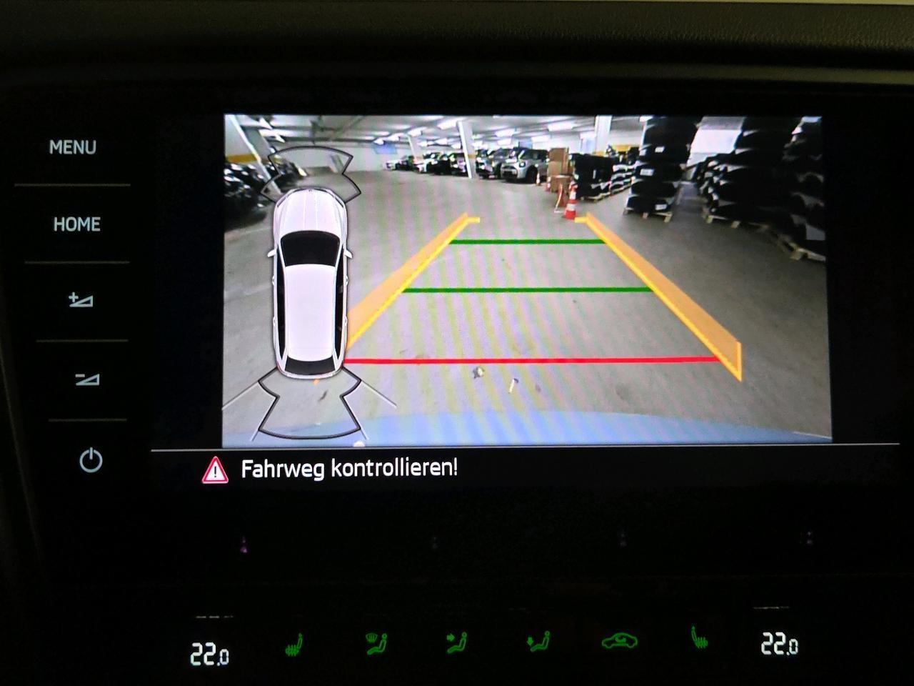 SKODA Octavia Combi 2.0 TSI RS DSG-image-21