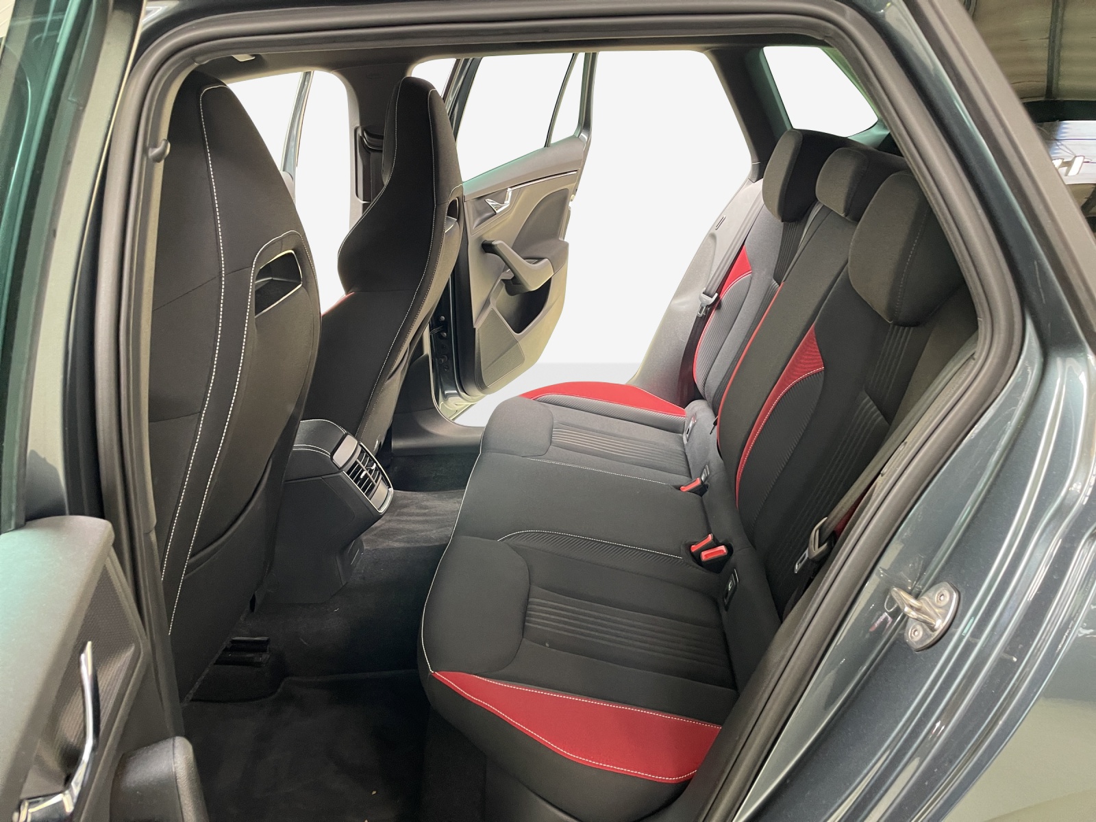 SKODA Kamiq 1.5 TSI ACT Monte Carlo DSG-image-11