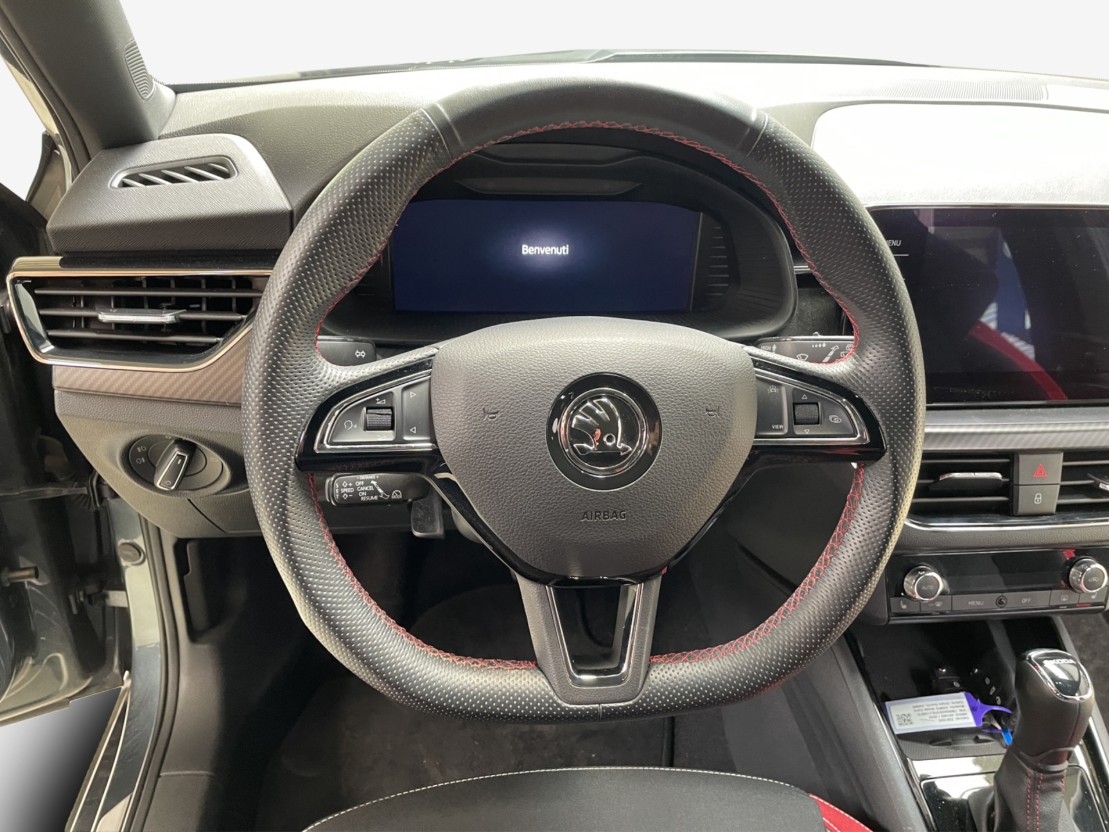 SKODA Kamiq 1.5 TSI ACT Monte Carlo DSG-image-9