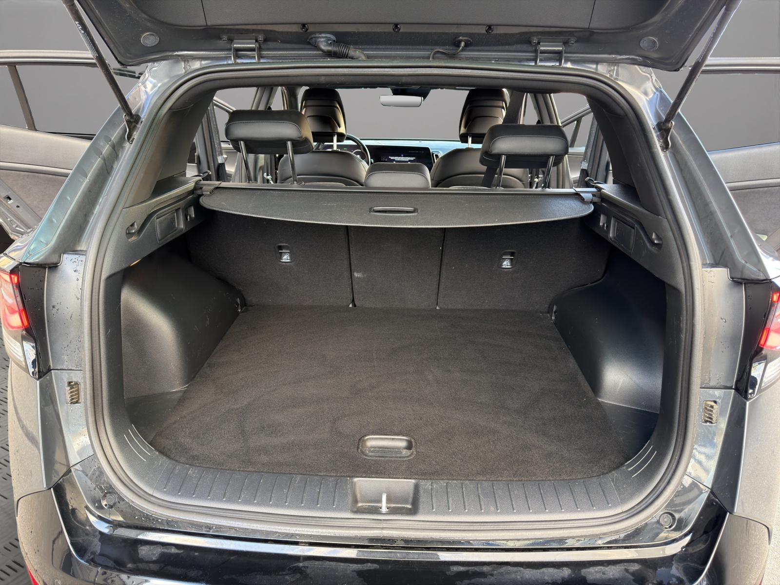 KIA Sportage 1.6T-GDi HEV Power Edition 4x4 A-image-18