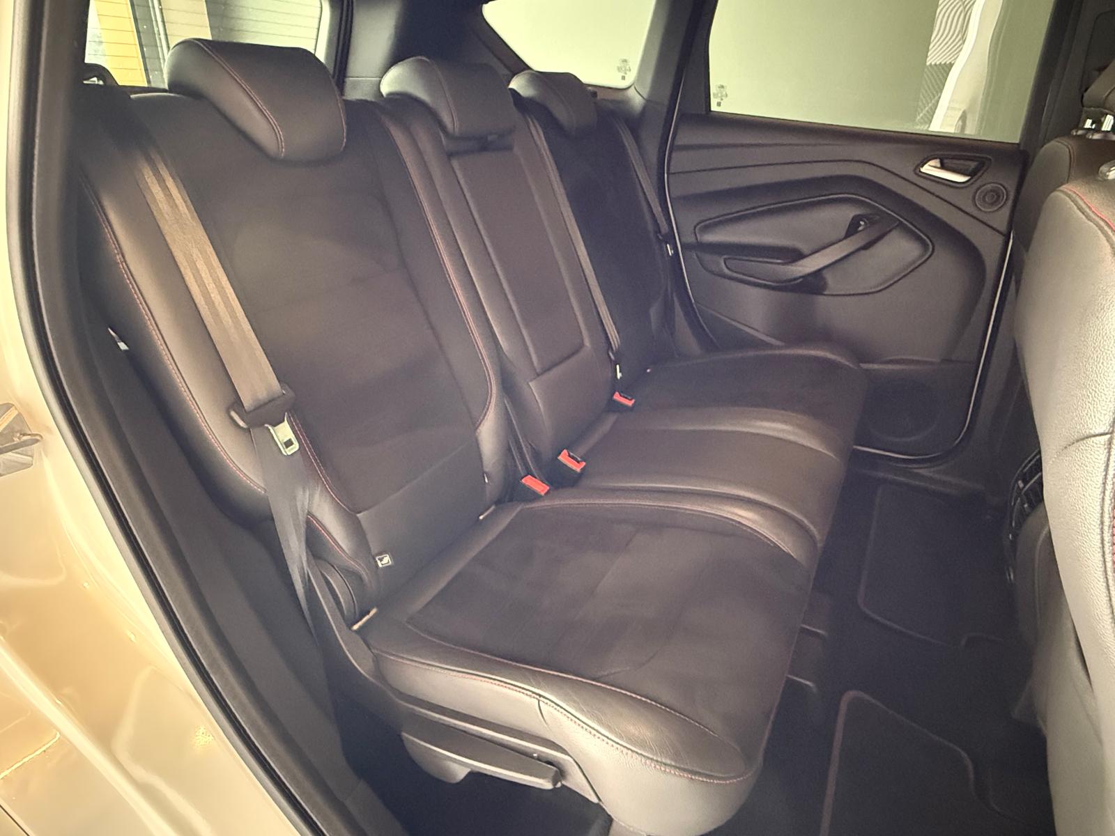FORD Kuga 2.0 TDCi ST Line High 4WD PowerShift-image-12