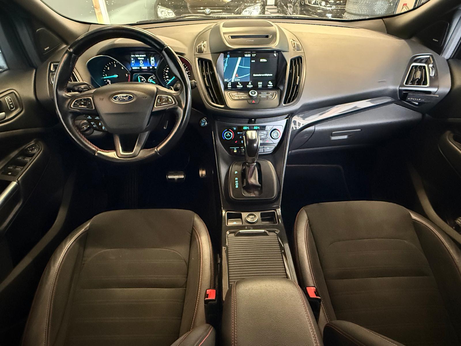 FORD Kuga 2.0 TDCi ST Line High 4WD PowerShift-image-13