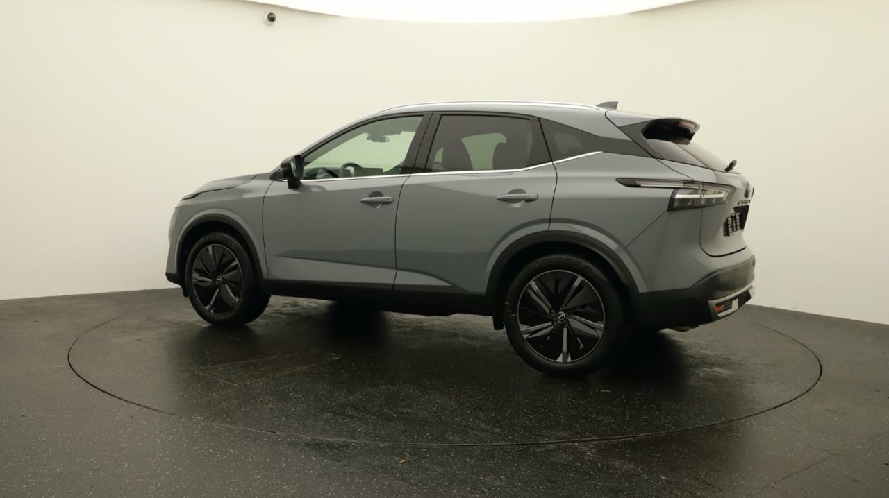 NISSAN Qashqai 1.3 DIG-T MHEV Tekna Xtronic 4x4-image-2