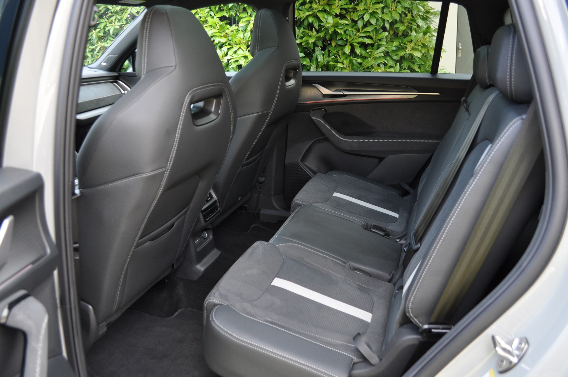 SKODA Kodiaq 2.0 TDI Sportline-image-12