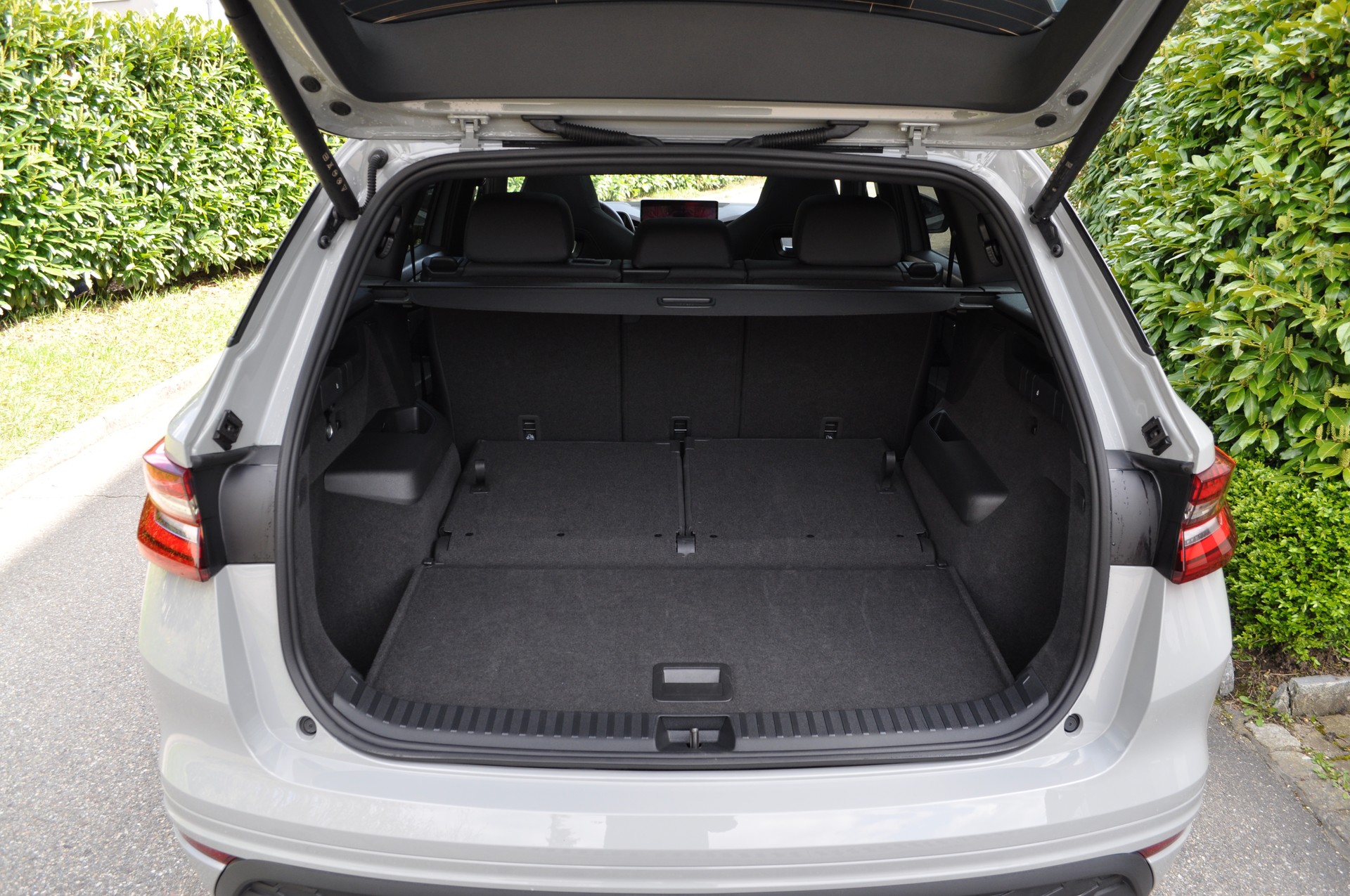 SKODA Kodiaq 2.0 TDI Sportline-image-15