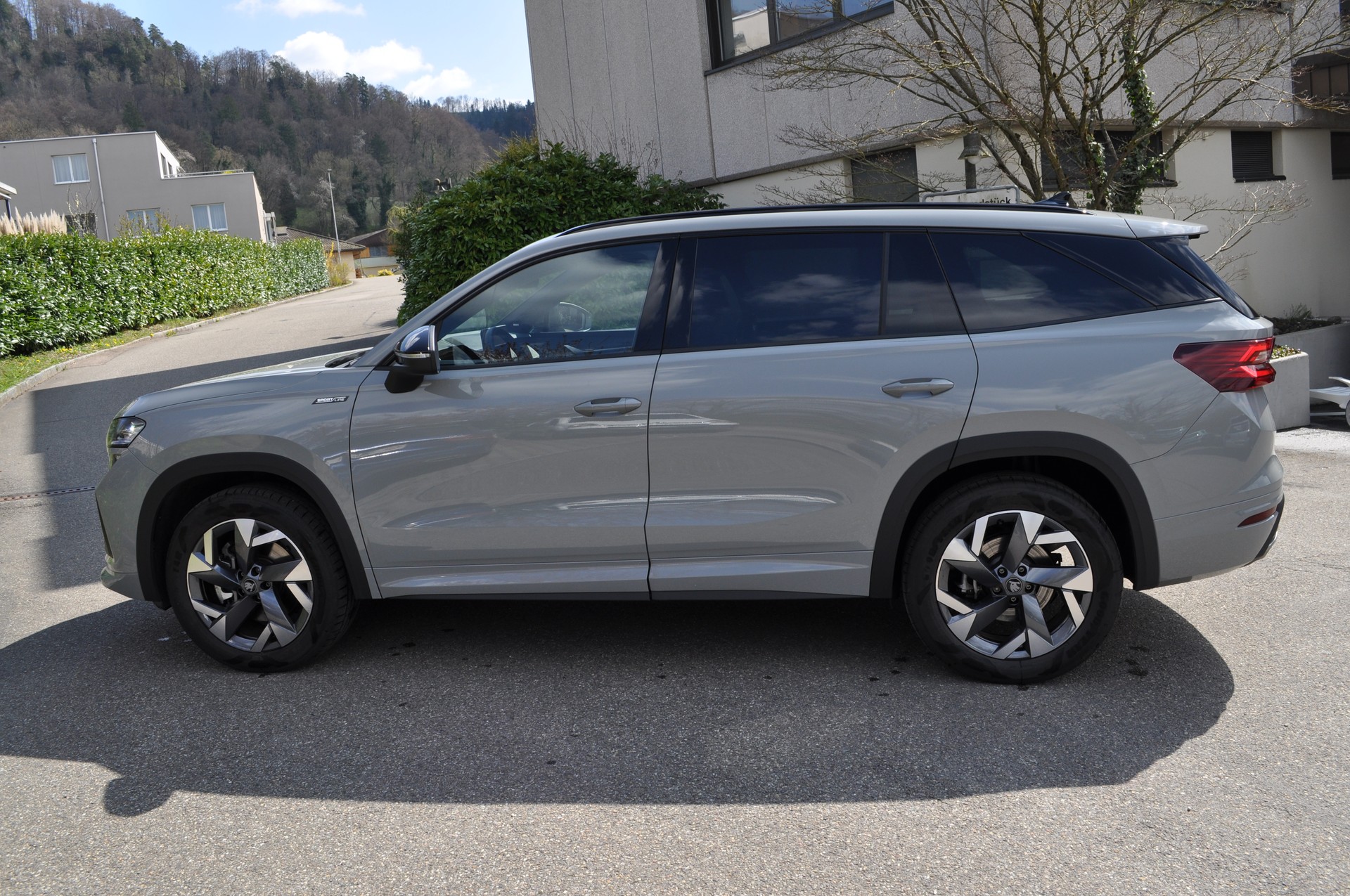 SKODA Kodiaq 2.0 TDI Sportline-image-6