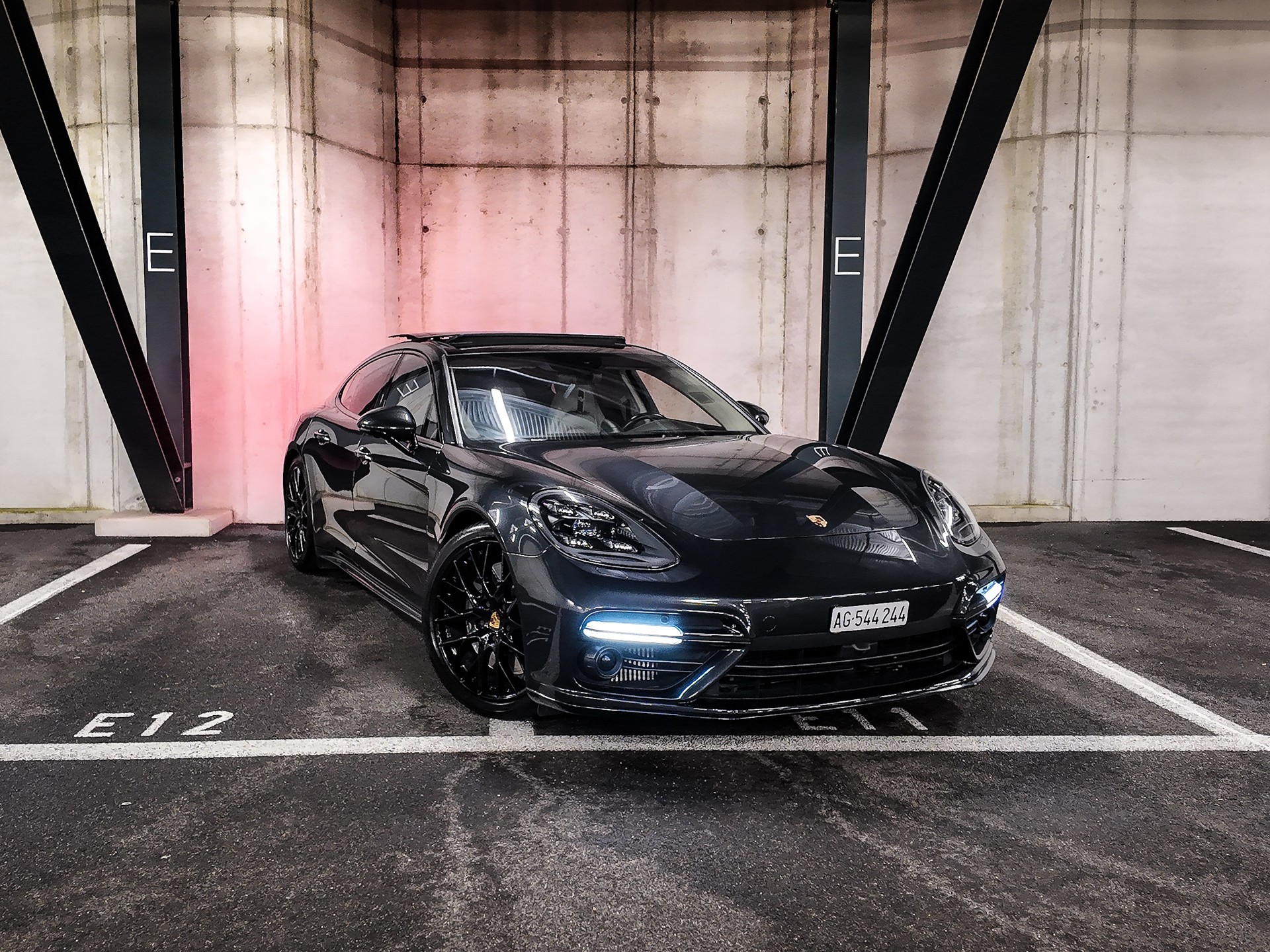 PORSCHE Panamera Turbo PDK | Vollaustattung | Leder Kreide | Massage | Sportchrono | Burmester | Nachsichtassist | 360•