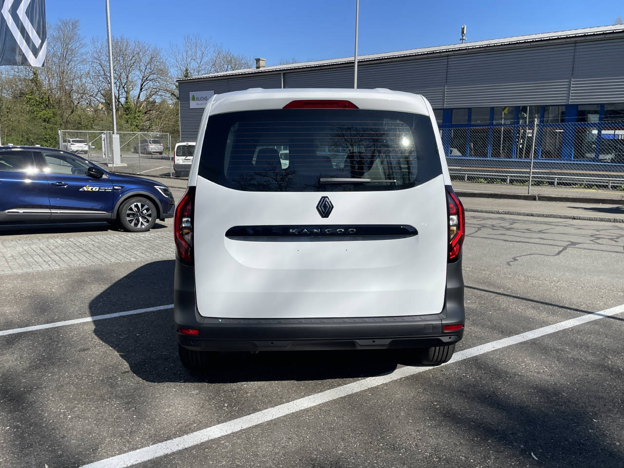 RENAULT Kangoo Van 1.3 TCe Extra-image-4