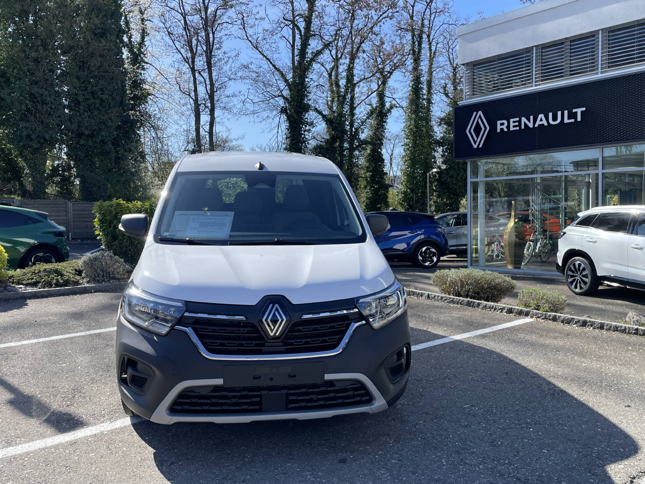 RENAULT Kangoo Van 1.3 TCe Extra-image-1
