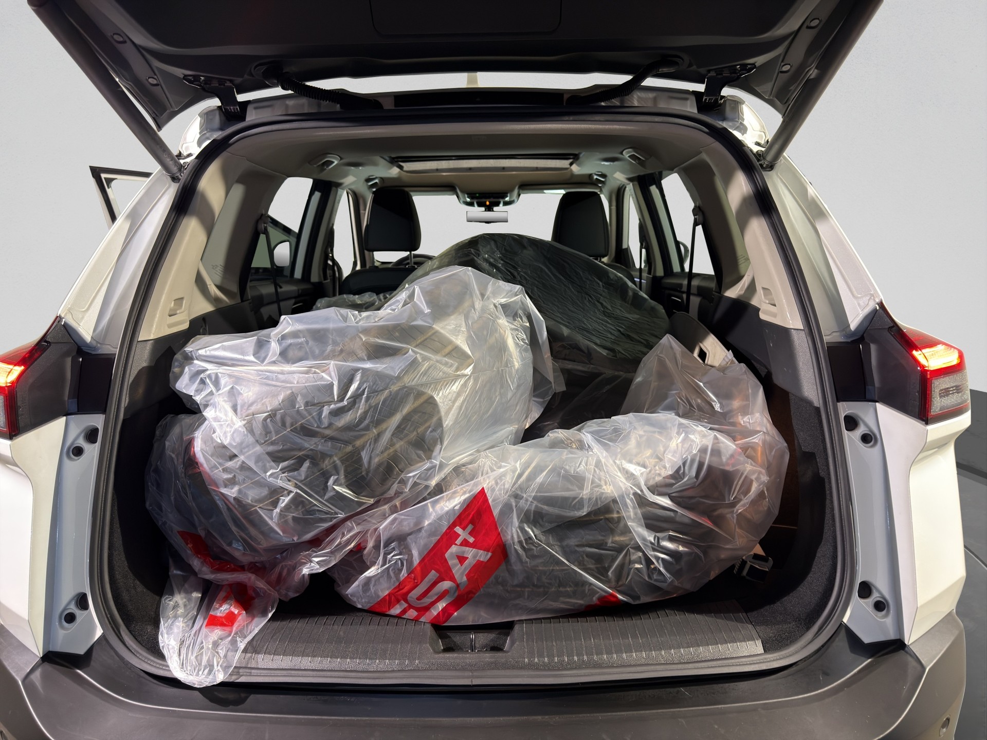NISSAN X-Trail 1.5 VC-T e-Power 4WD Tekna+-image-15