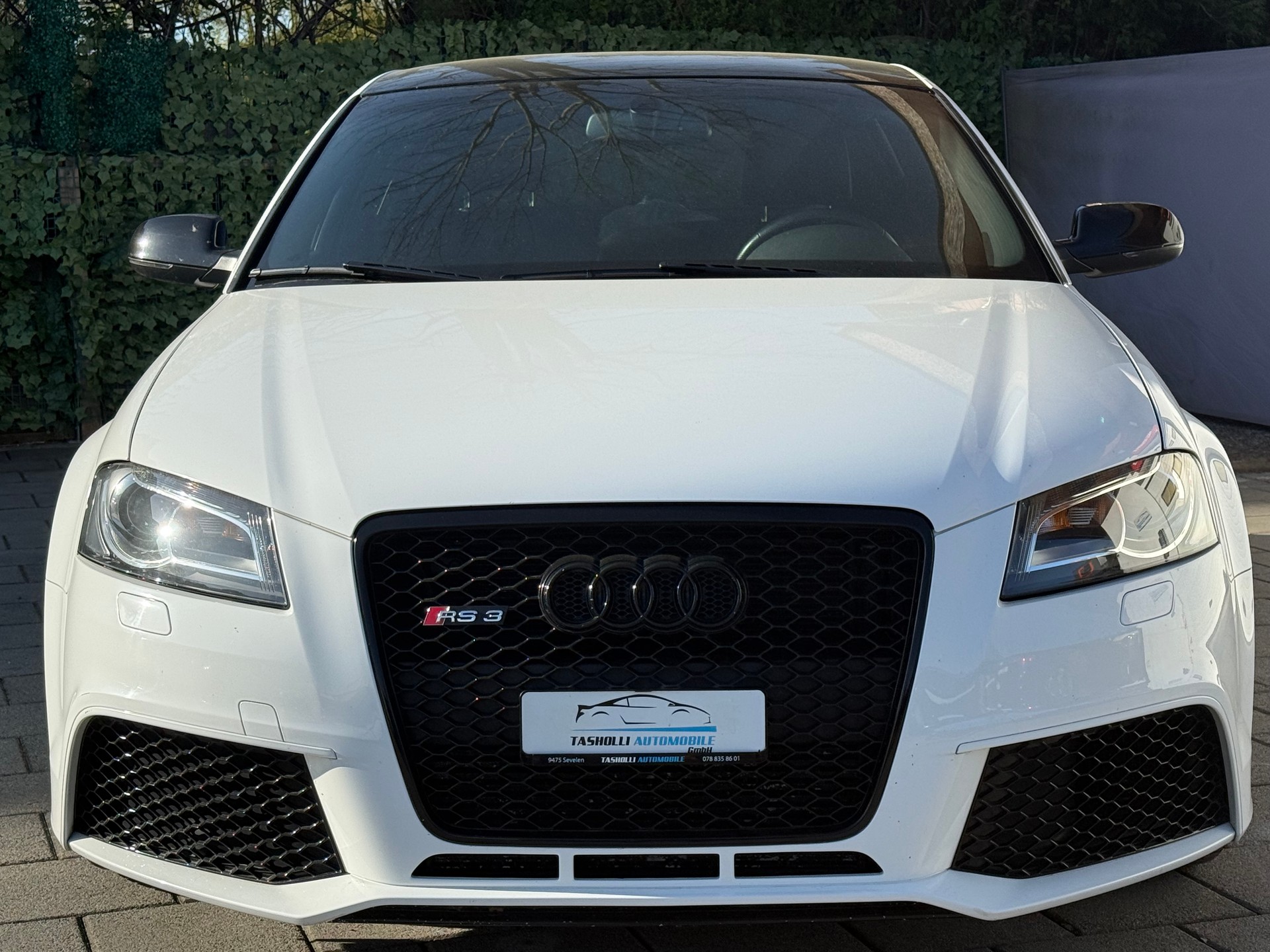 AUDI RS3 Sportback 2.5 TFSI quattro S-tronic-image-2
