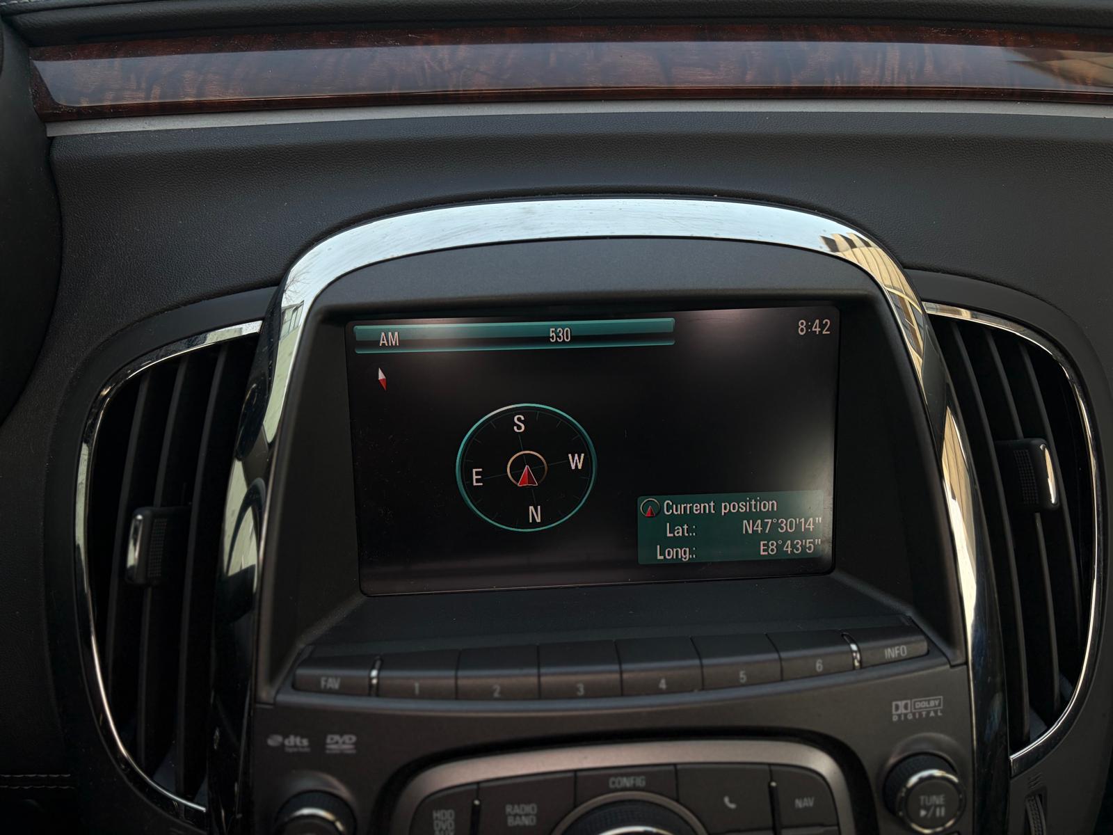 BUICK LaCrosse CXL-image-12