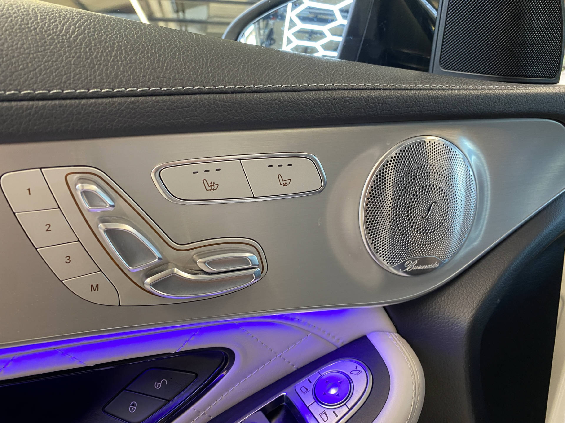 MERCEDES-BENZ GLC 63 S AMG 4MATIC+ Coupé-image-15