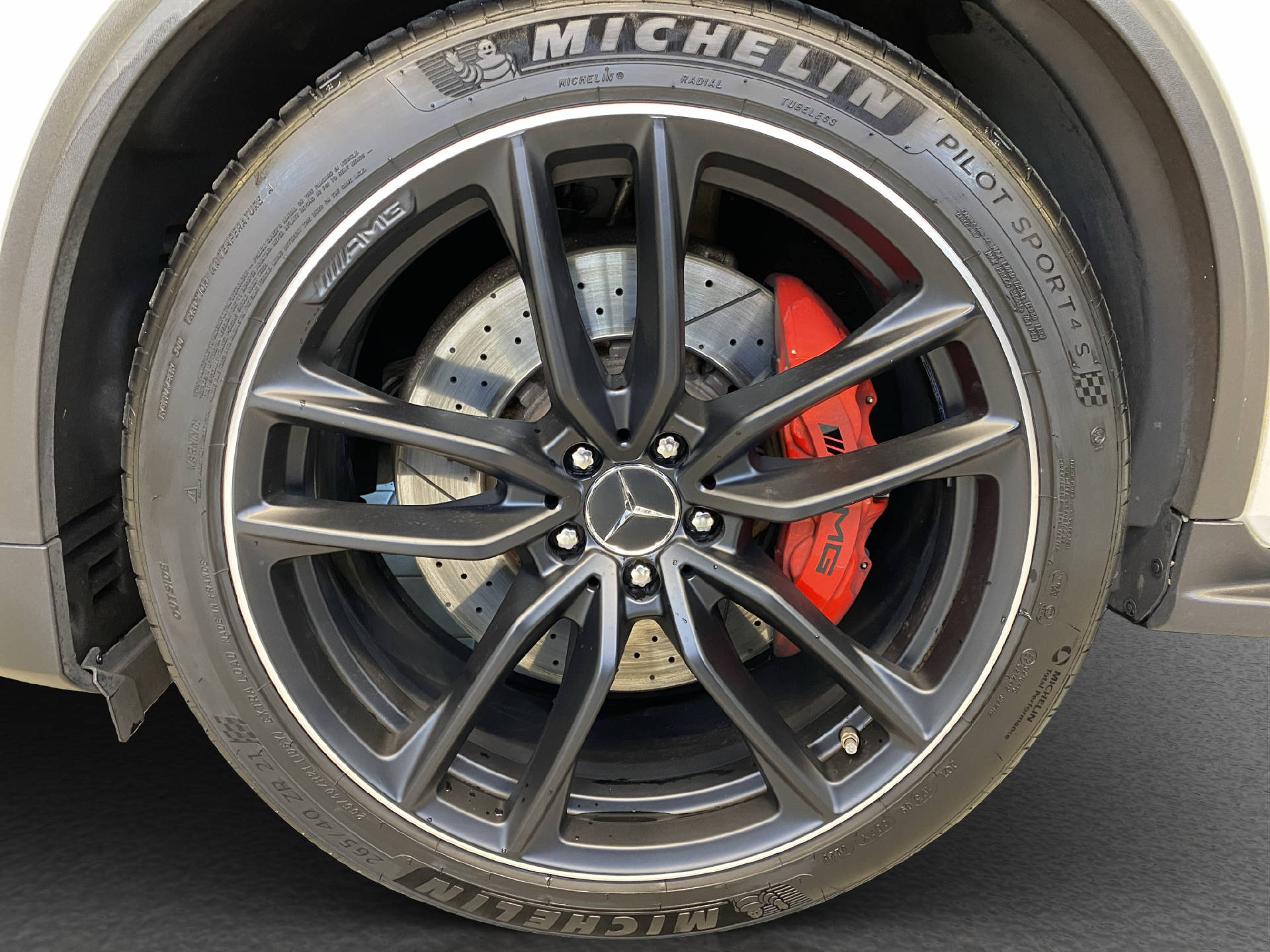 MERCEDES-BENZ GLC 63 S AMG 4MATIC+ Coupé-image-6