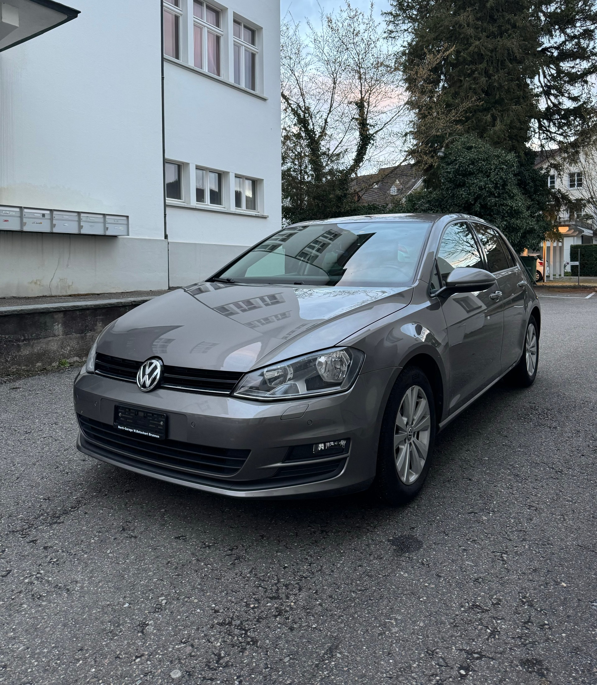VW Golf 1.4 TSI Highline-image-0