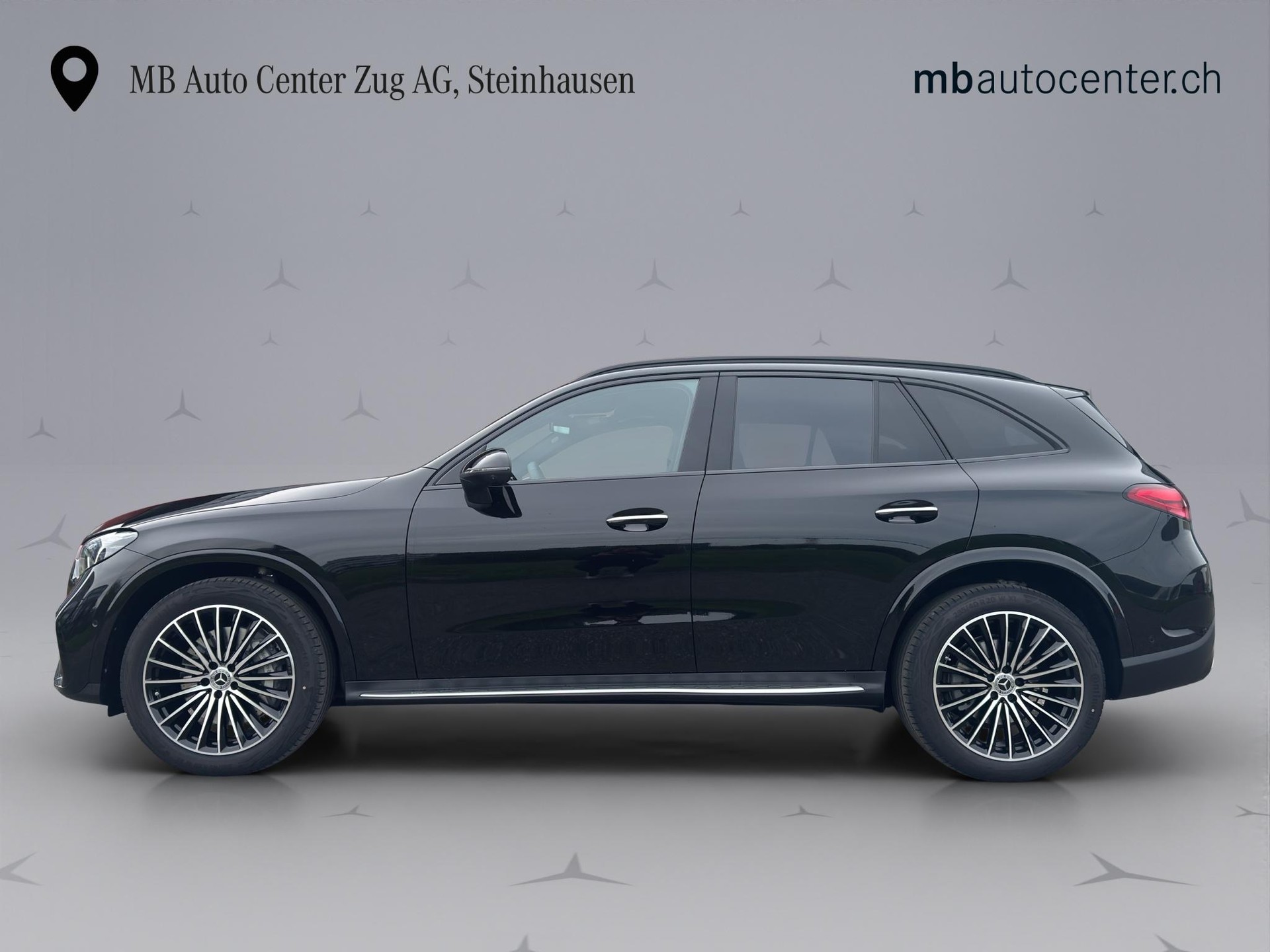 MERCEDES-BENZ GLC 220 d AMG Line 4matic-image-2