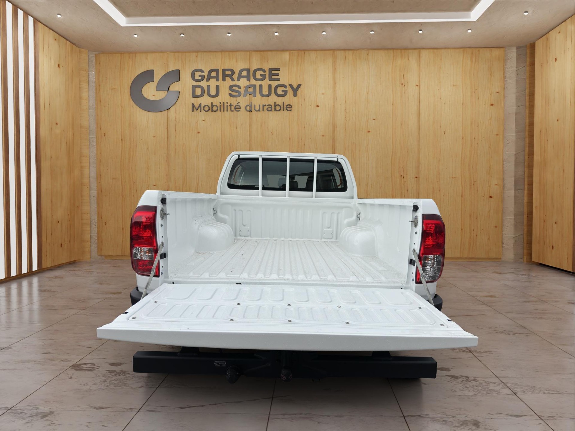 TOYOTA Hilux Double Cab.-Pick-up 2.4 D-4D 150 Comfort-image-13